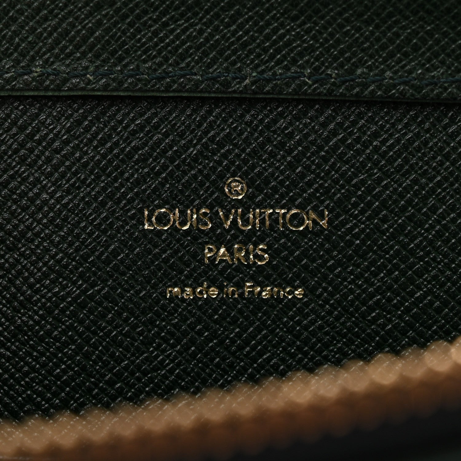 Louis Vuitton Taiga Baikal Pochette Epicea 6 of 7