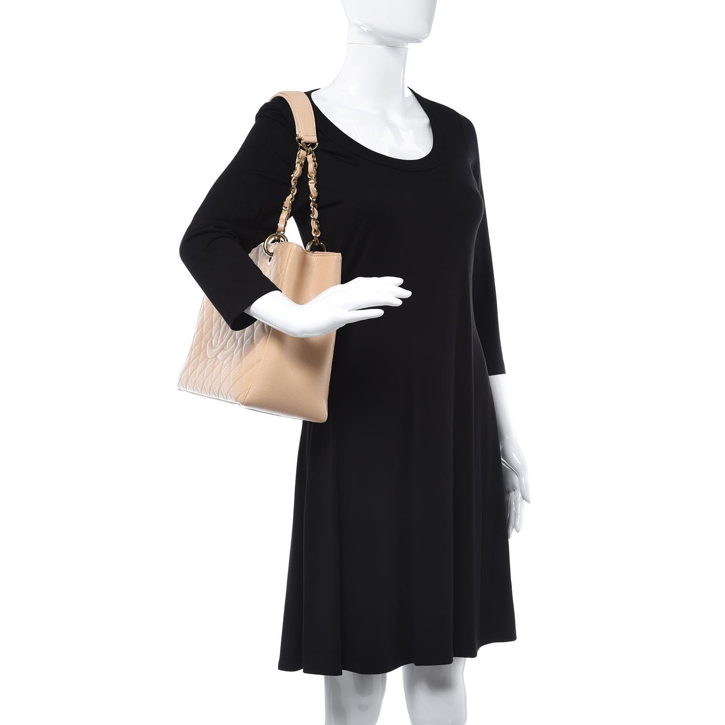 Caviar Quilted Grand Shopping Tote GST Beige Clair