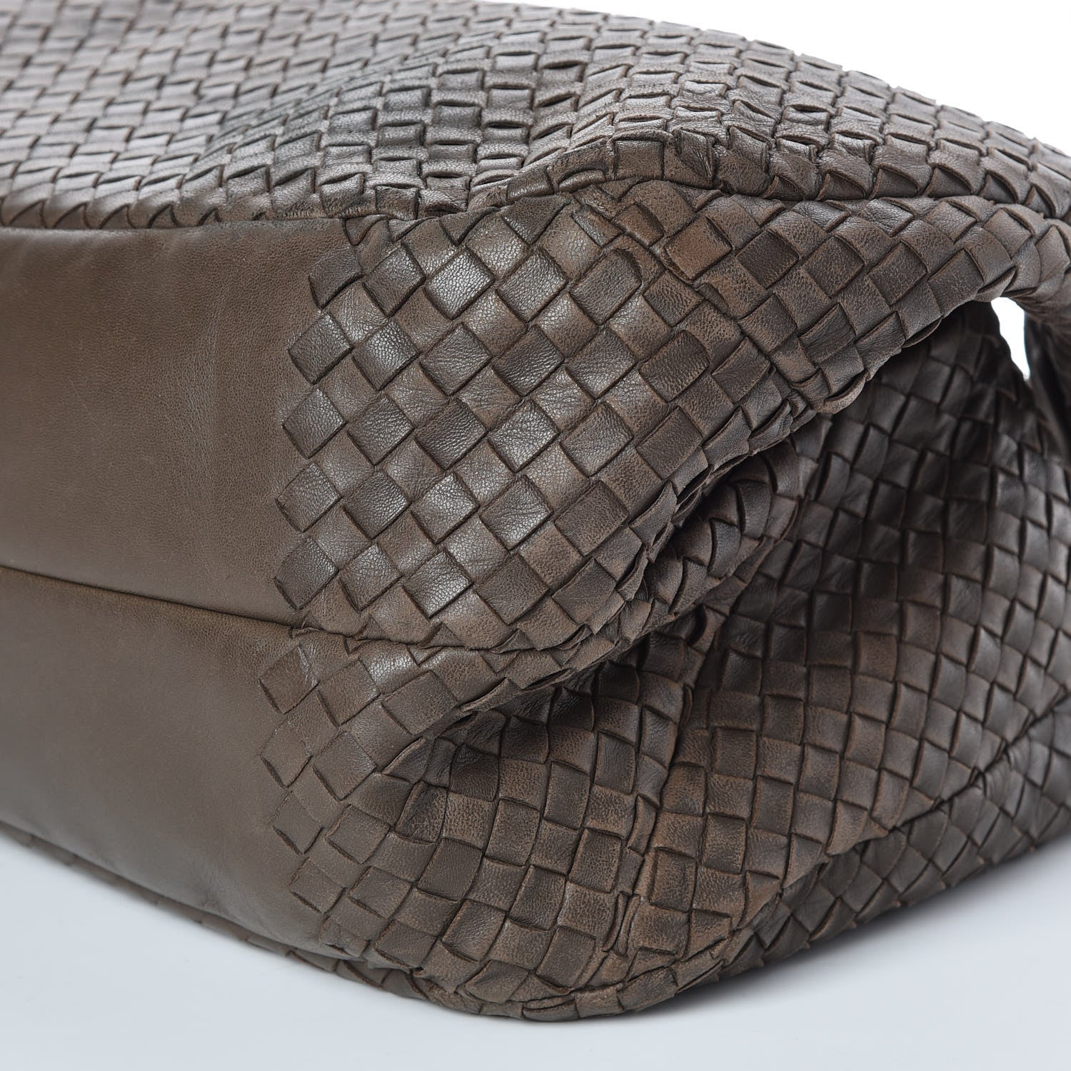 Bottega Veneta Nappa Intrecciato Large Campana Ash Scuro 8 of 14