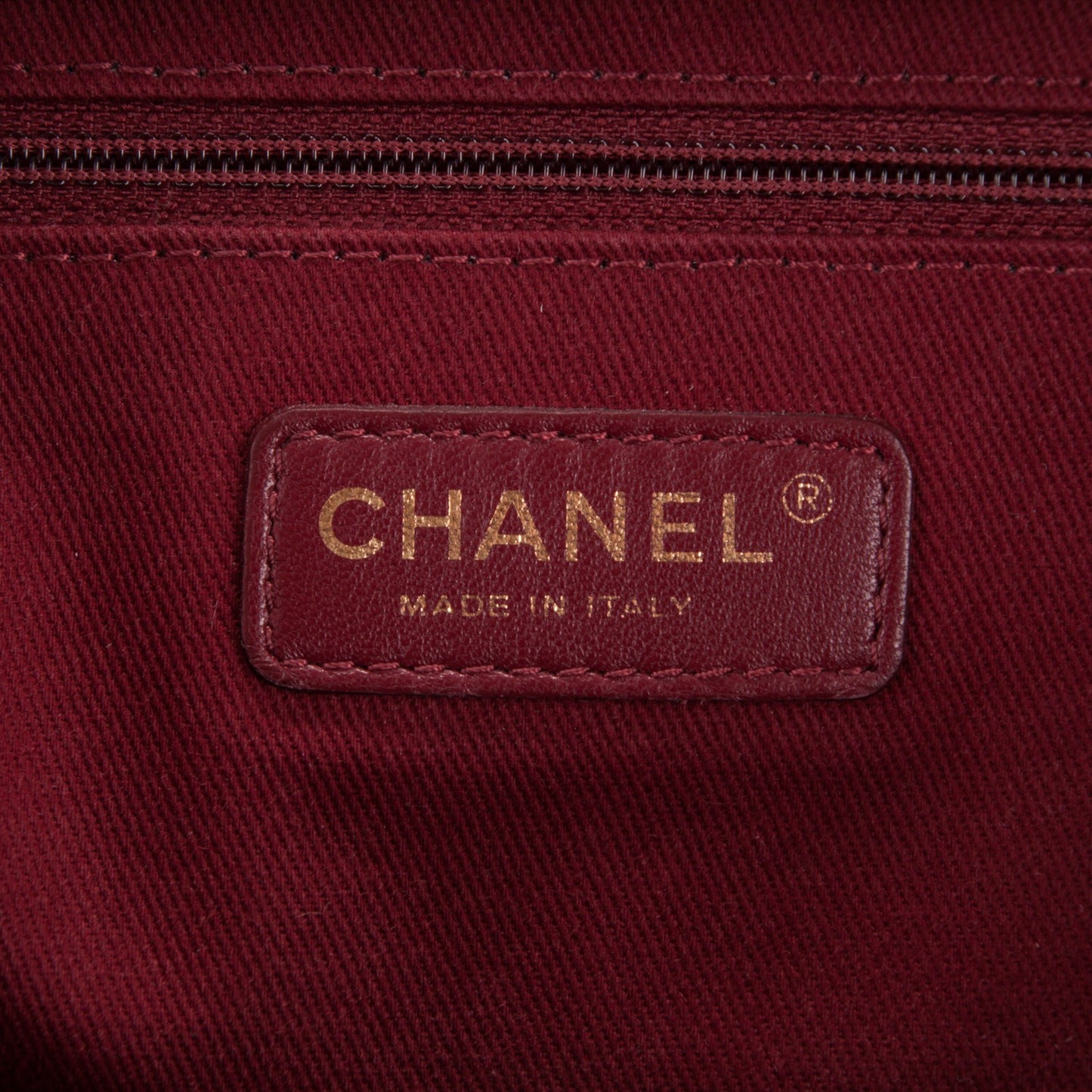 Crumpled Grained Calfskin Quilted Large Shiva Flap Black