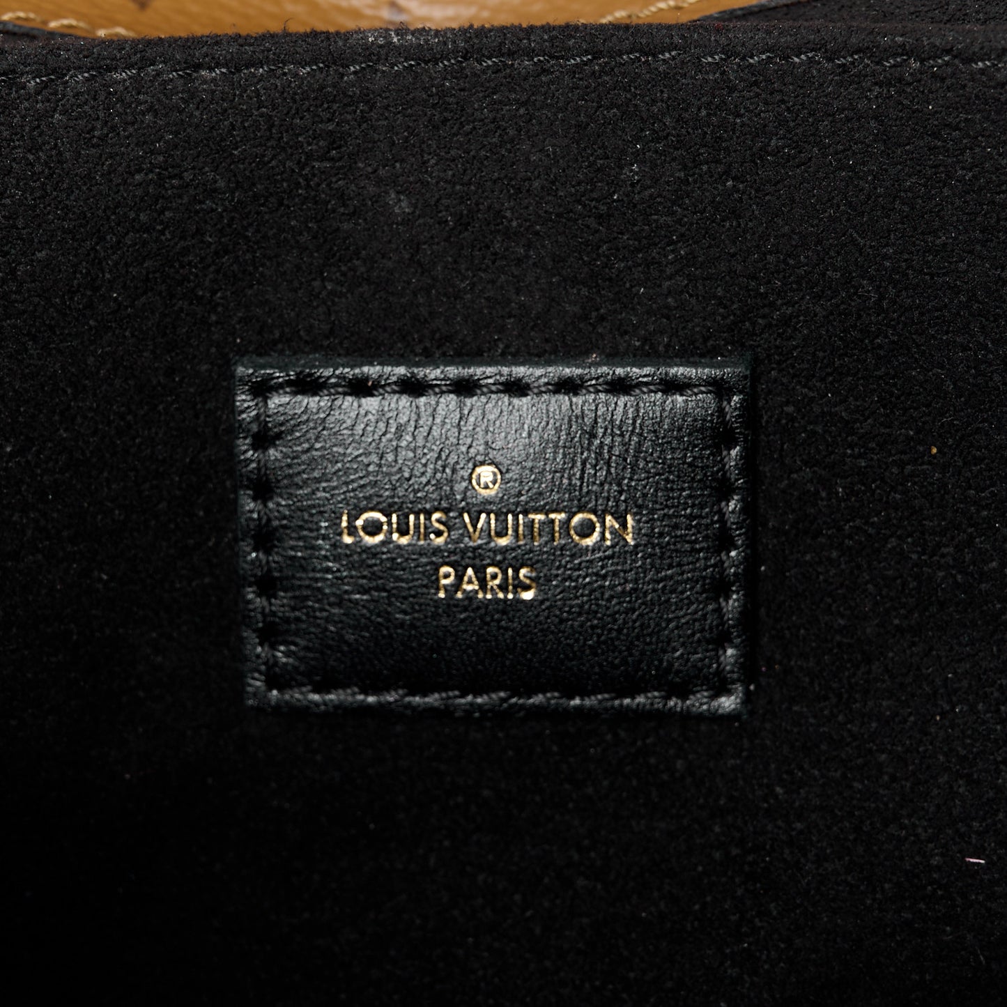 Reverse Monogram Pochette Metis