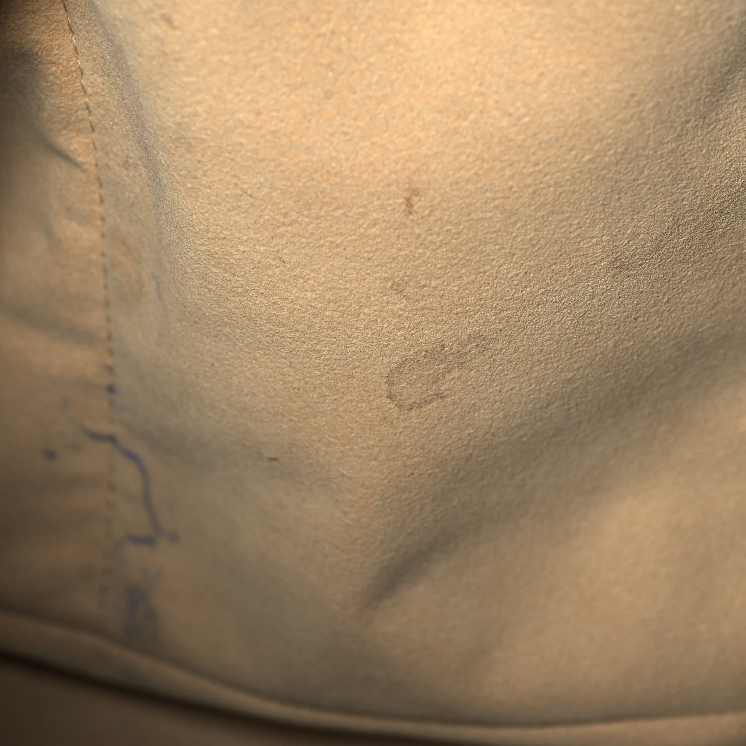 Louis Vuitton Monogram Artsy MM 15 of 18