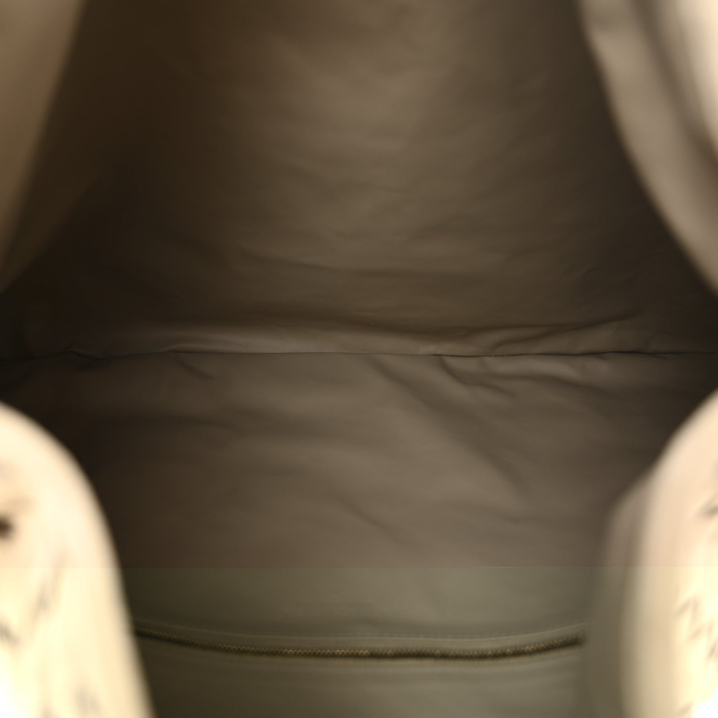 Suede Intrecciato Large Hop Ecru