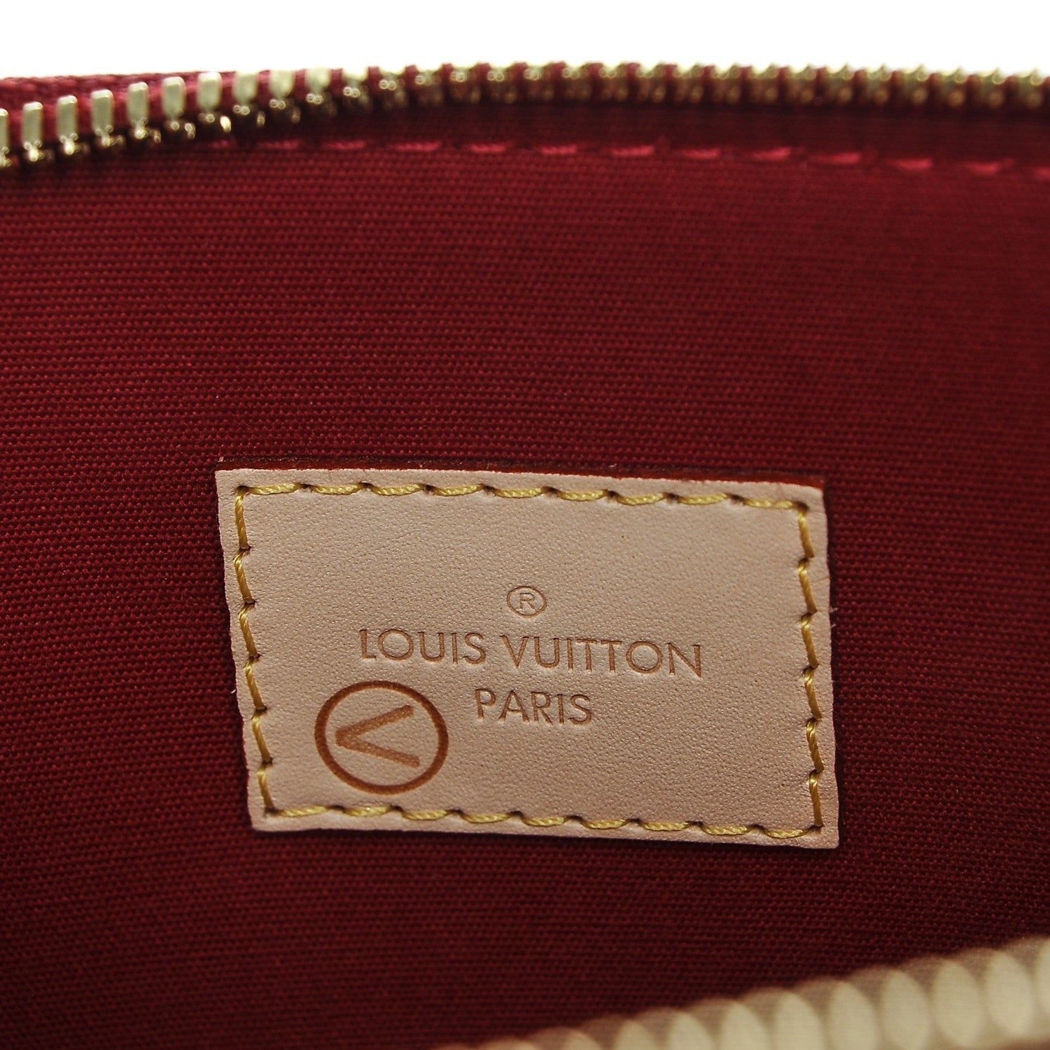Louis Vuitton Vernis Alma MM Pomme D'Amour 6 of 7