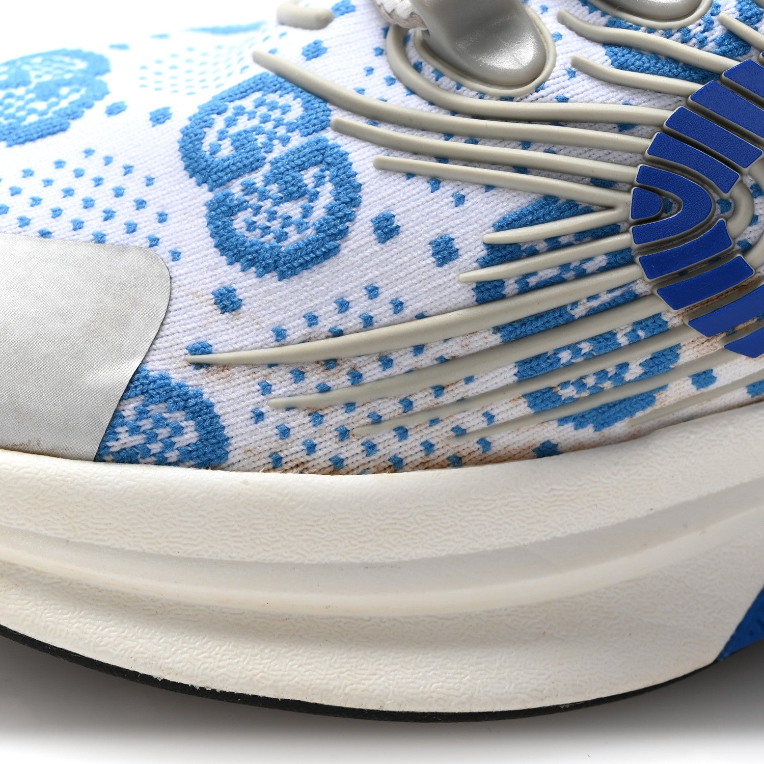 Gucci Technical Knit Fabric Waves GG Monogram Womens Gucci Run Sneakers 39.5 Great White Bright Splash Thunder Grey Sky 11 of 12