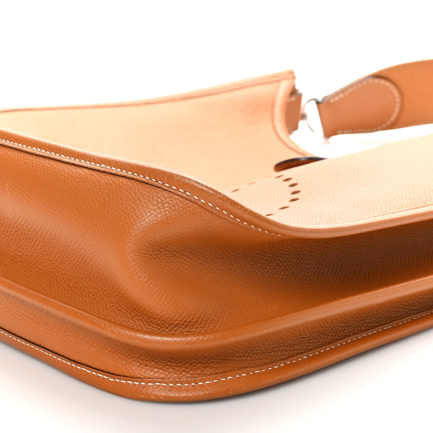 Epsom Evelyne III PM Toffee