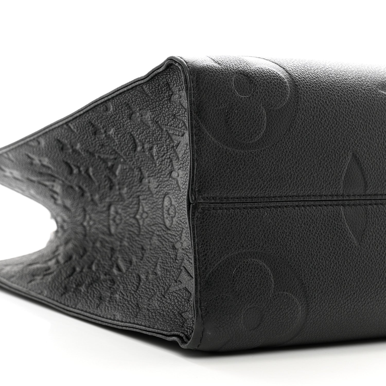 Louis Vuitton Empreinte Monogram Giant Onthego MM Black 8 of 10