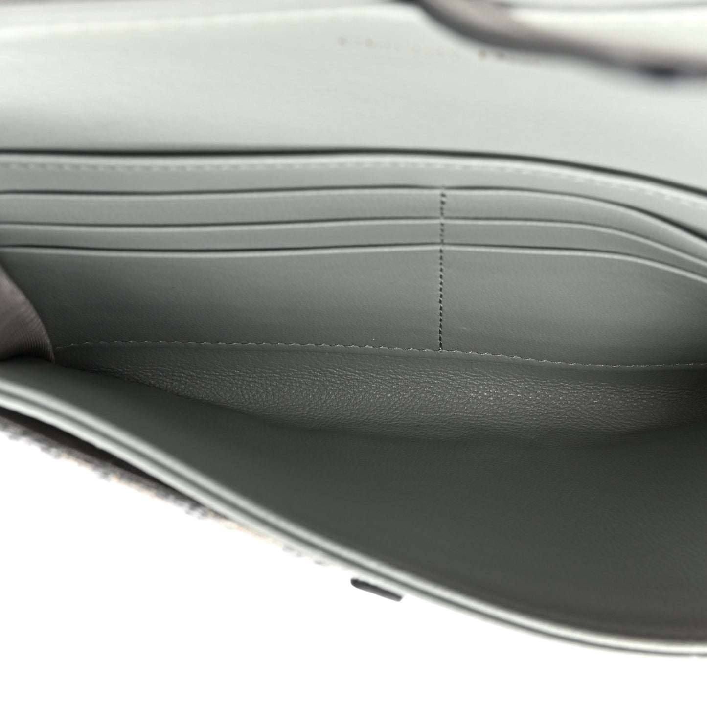 Oblique Saddle Chain Long Wallet Grey