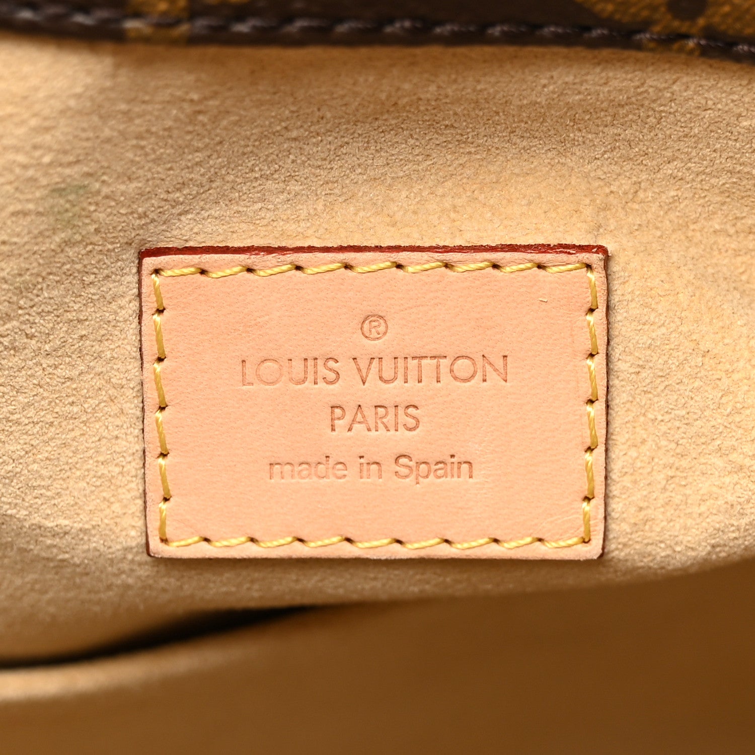 Louis Vuitton Monogram Artsy MM 6 of 12