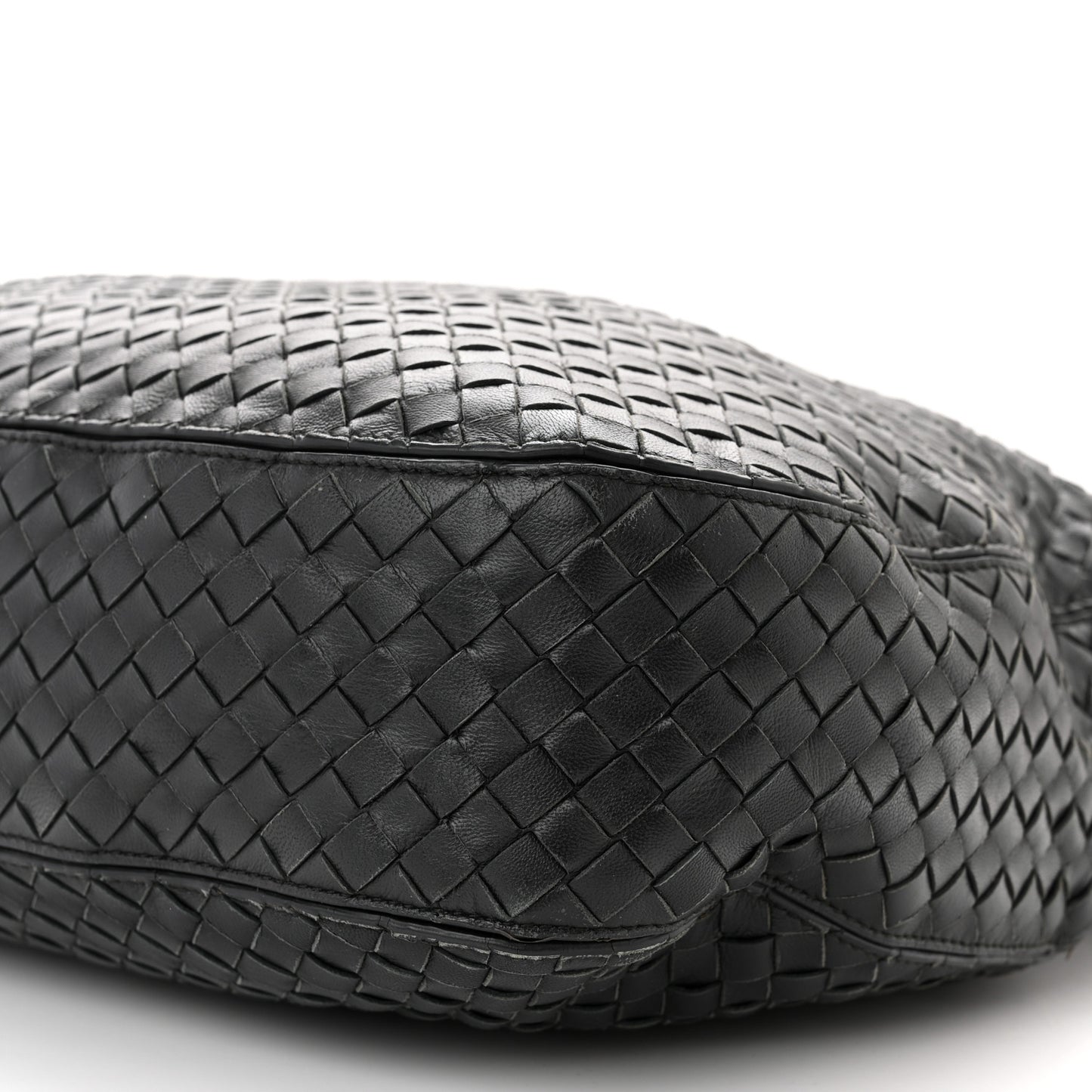 Nappa Intrecciato Medium Loop Black