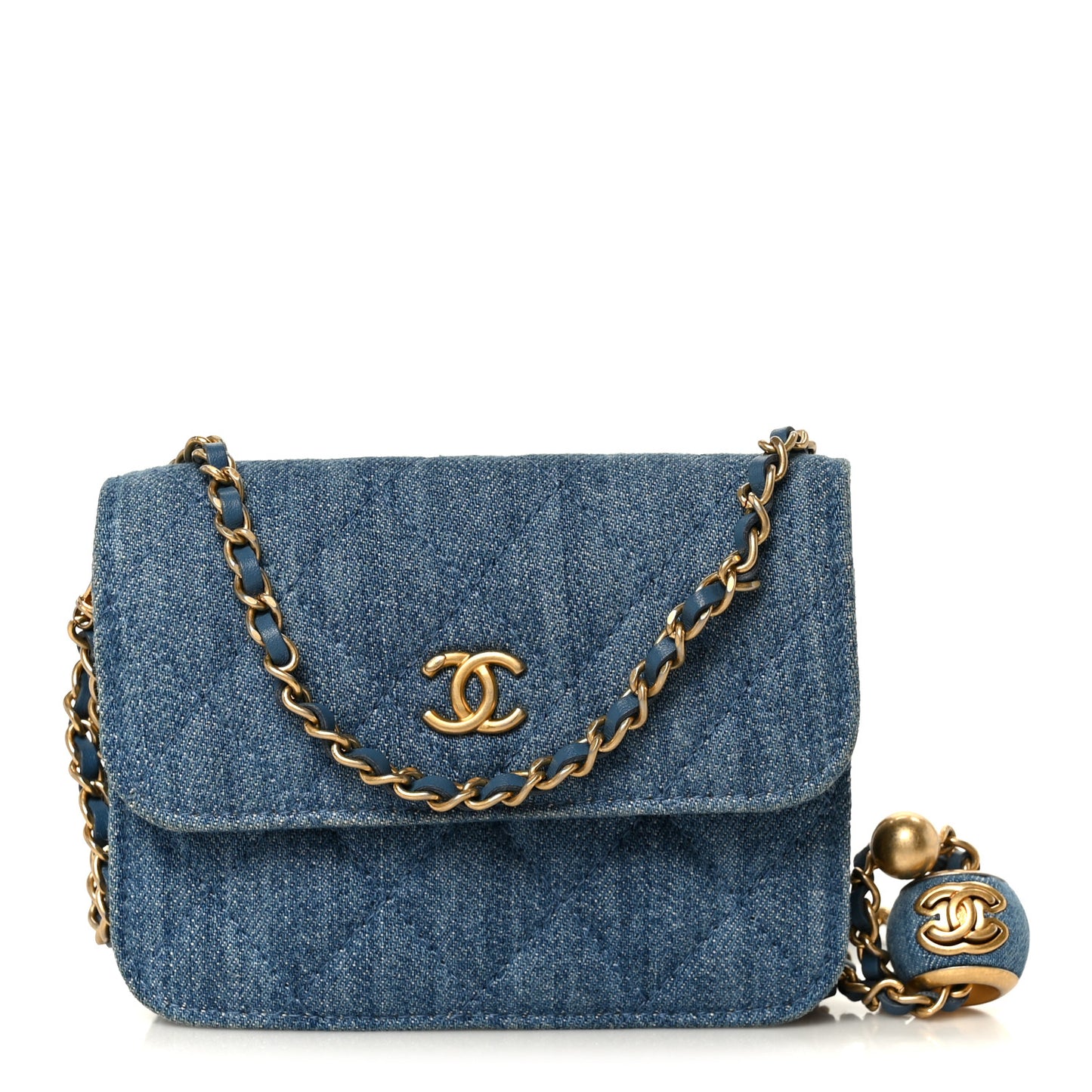 Denim Quilted CC Pearl Crush Clutch With Chain Blue