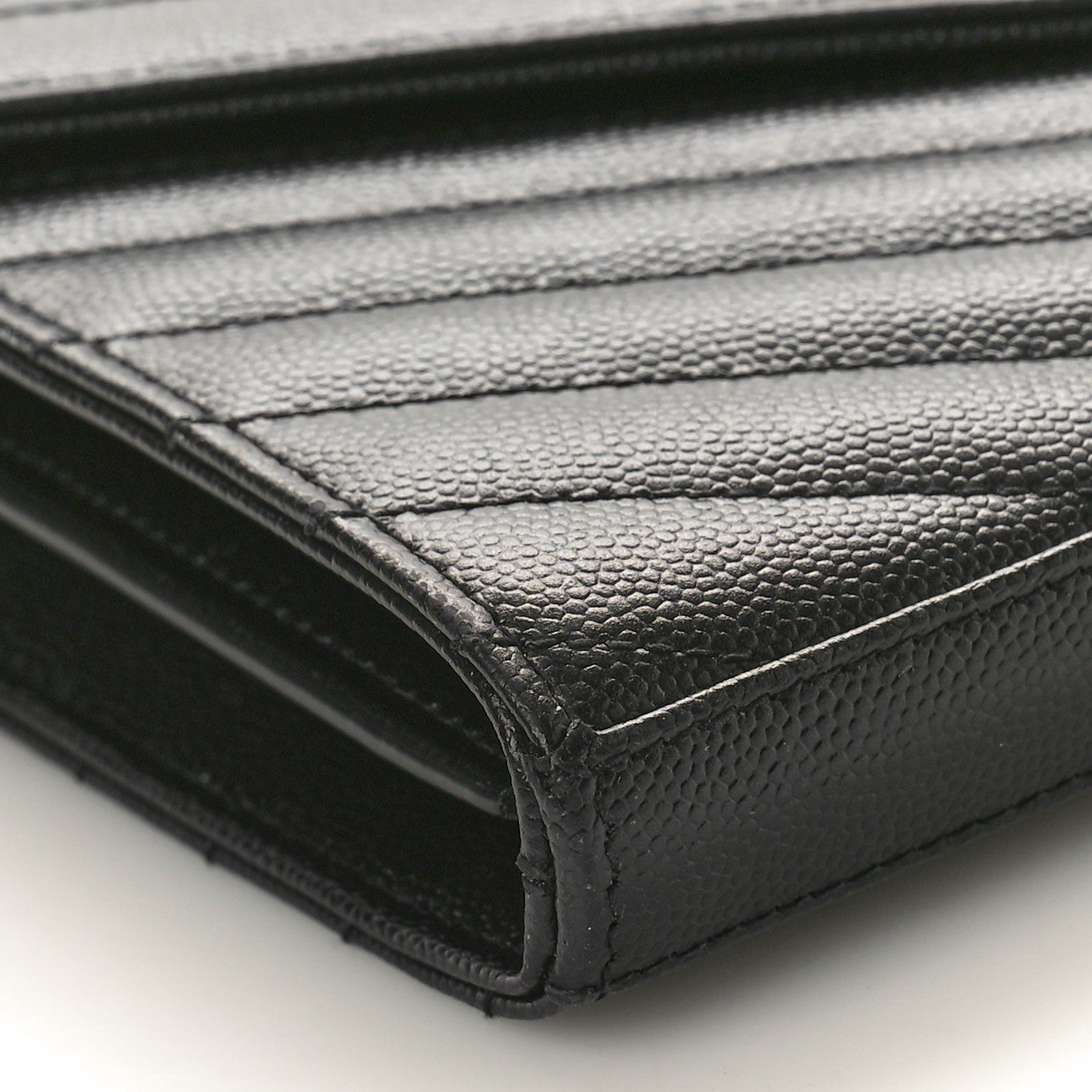Saint Laurent Grain De Poudre Matelasse Chevron Monogram Chain Wallet Black 9 of 10