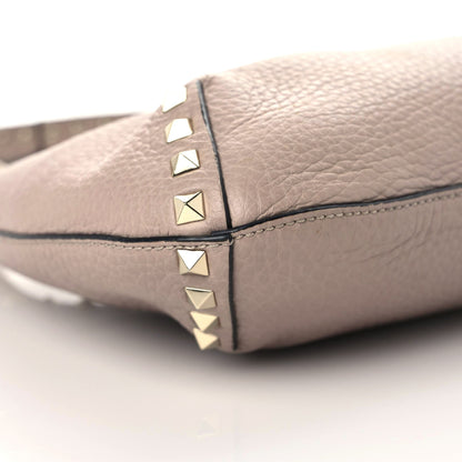 Valentino Garavani Pebbled Calfskin Small Rockstud Flip Lock Hobo Poudre 5 of 9