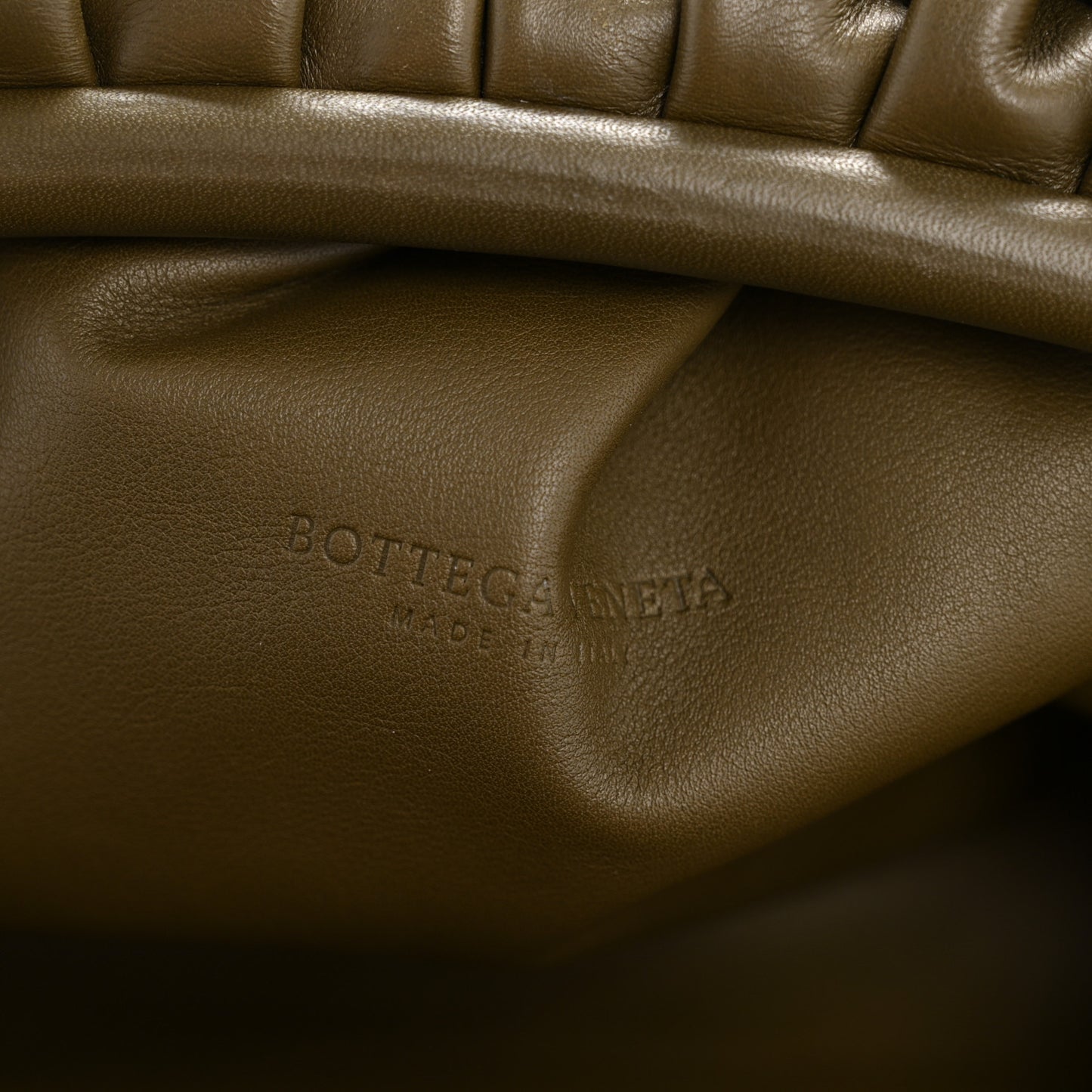 Smooth Butter Calf The Pouch Oversized Clutch Kaki Fondent