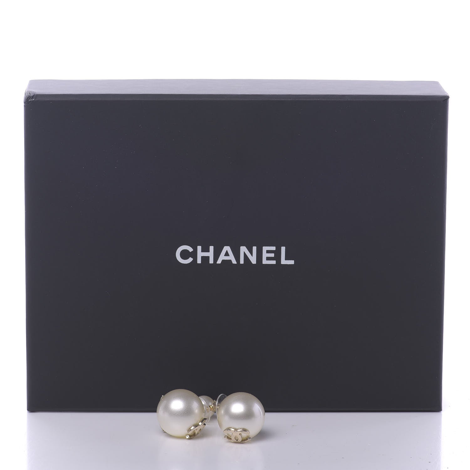 Chanel Pearl CC Chain Drop Earrings Gold 4 of 4