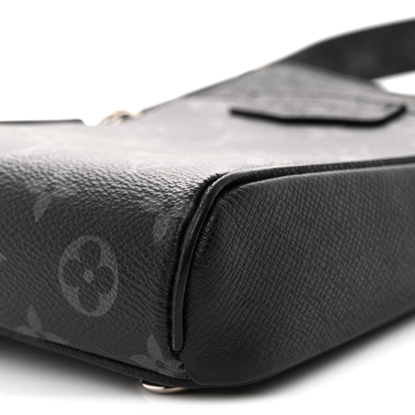 Taigarama Outdoor Slingbag Black