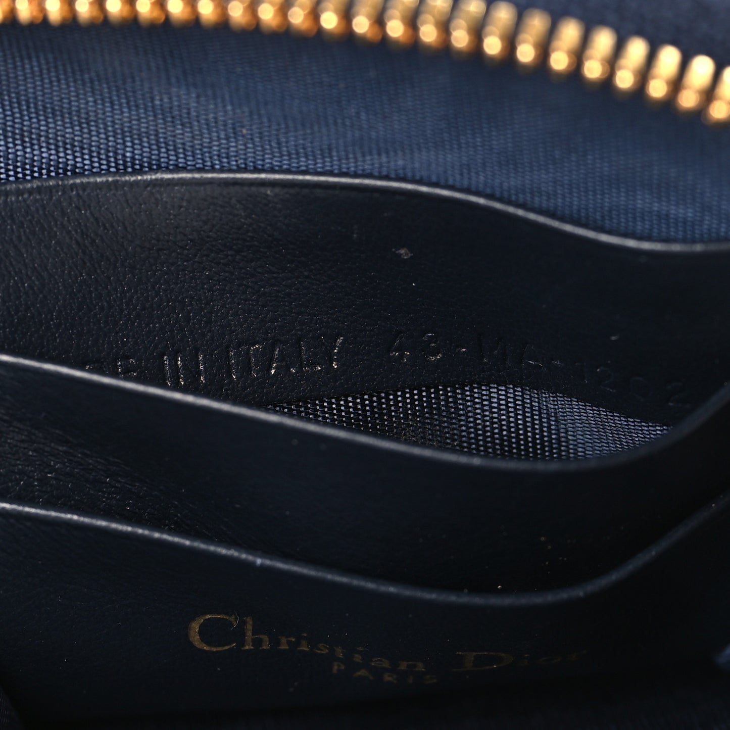 Oblique 30 Montaigne Phone Holder Blue