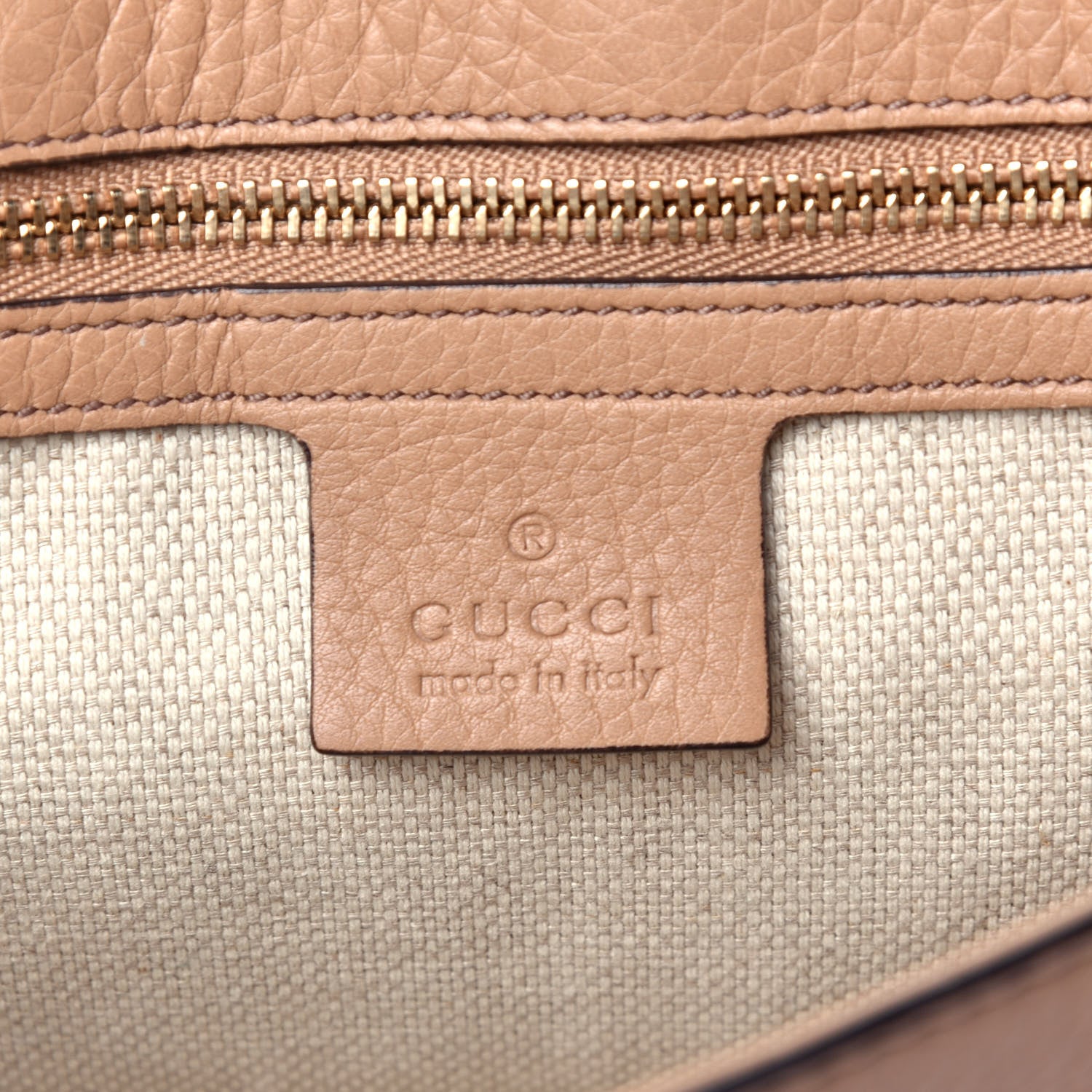 Gucci Pebbled Calfskin Medium Soho Flap Crossbody Camelia 6 of 9