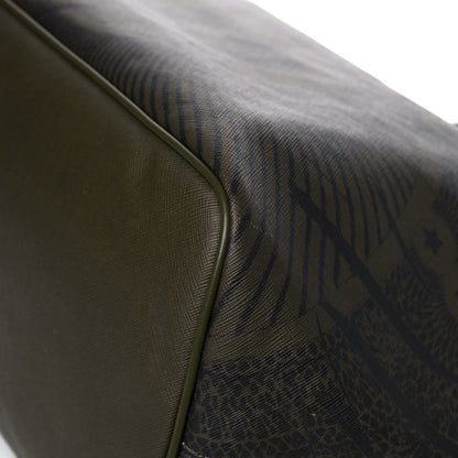 Givenchy Textured Coated Canvas I Feel Love Print Large Antigona Tote Green 6 of 17
