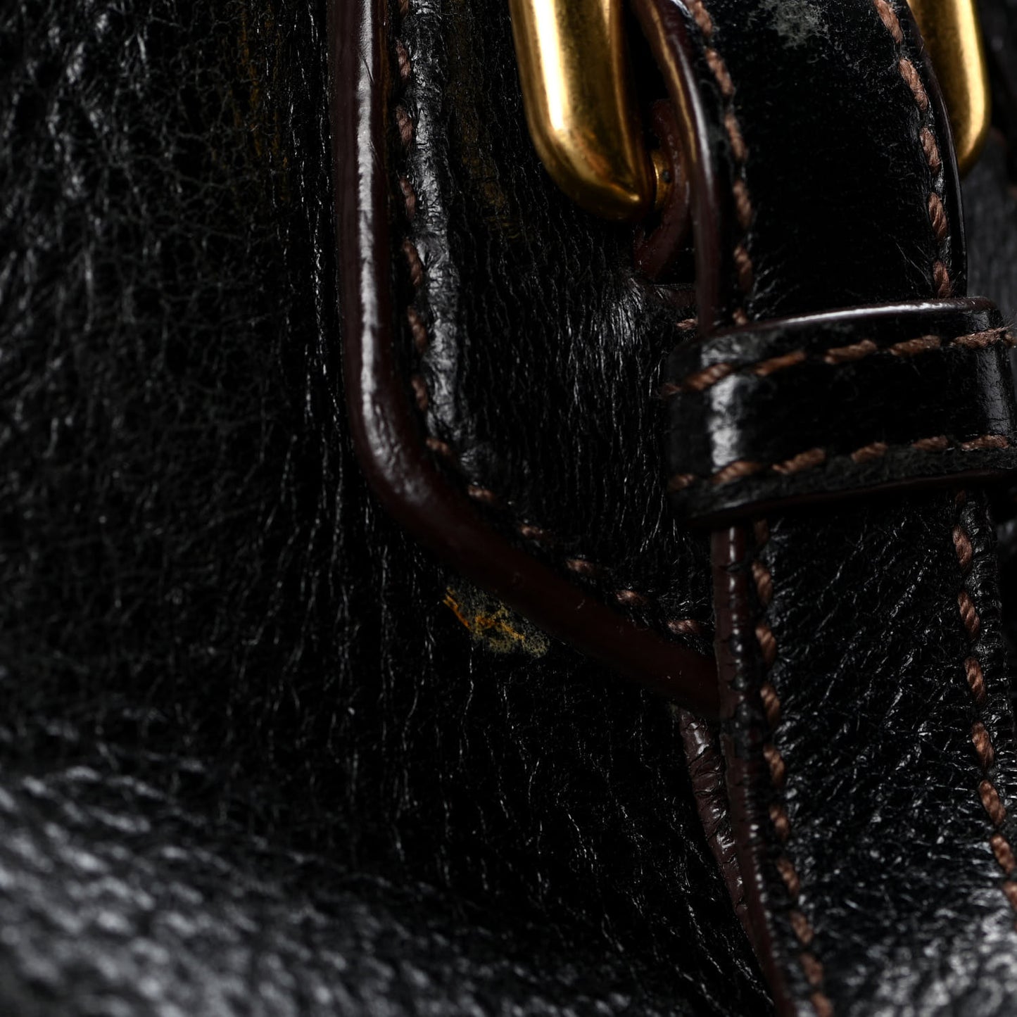Cervo Antik Shoulder Bag Black