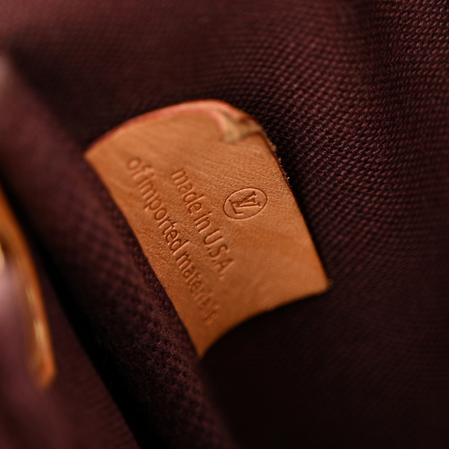 Louis Vuitton Monogram Favorite MM 8 of 12