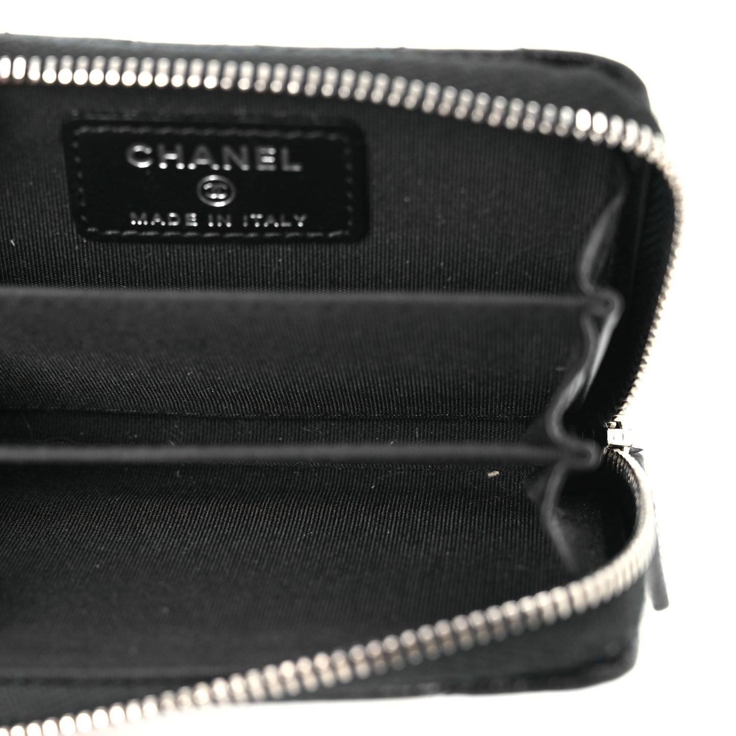 Caviar Quilted Incognito Zip Coin Purse Black