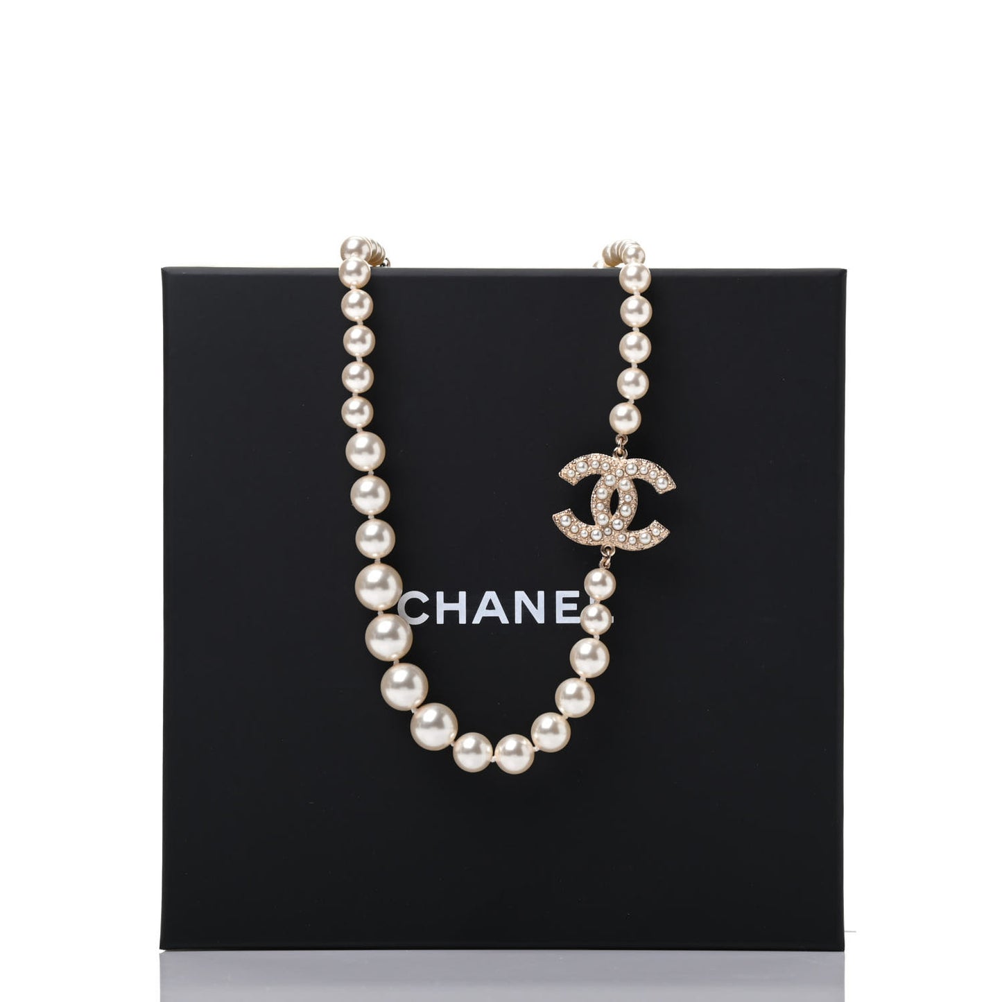 Pearl CC 100th Anniversary Necklace Light Gold