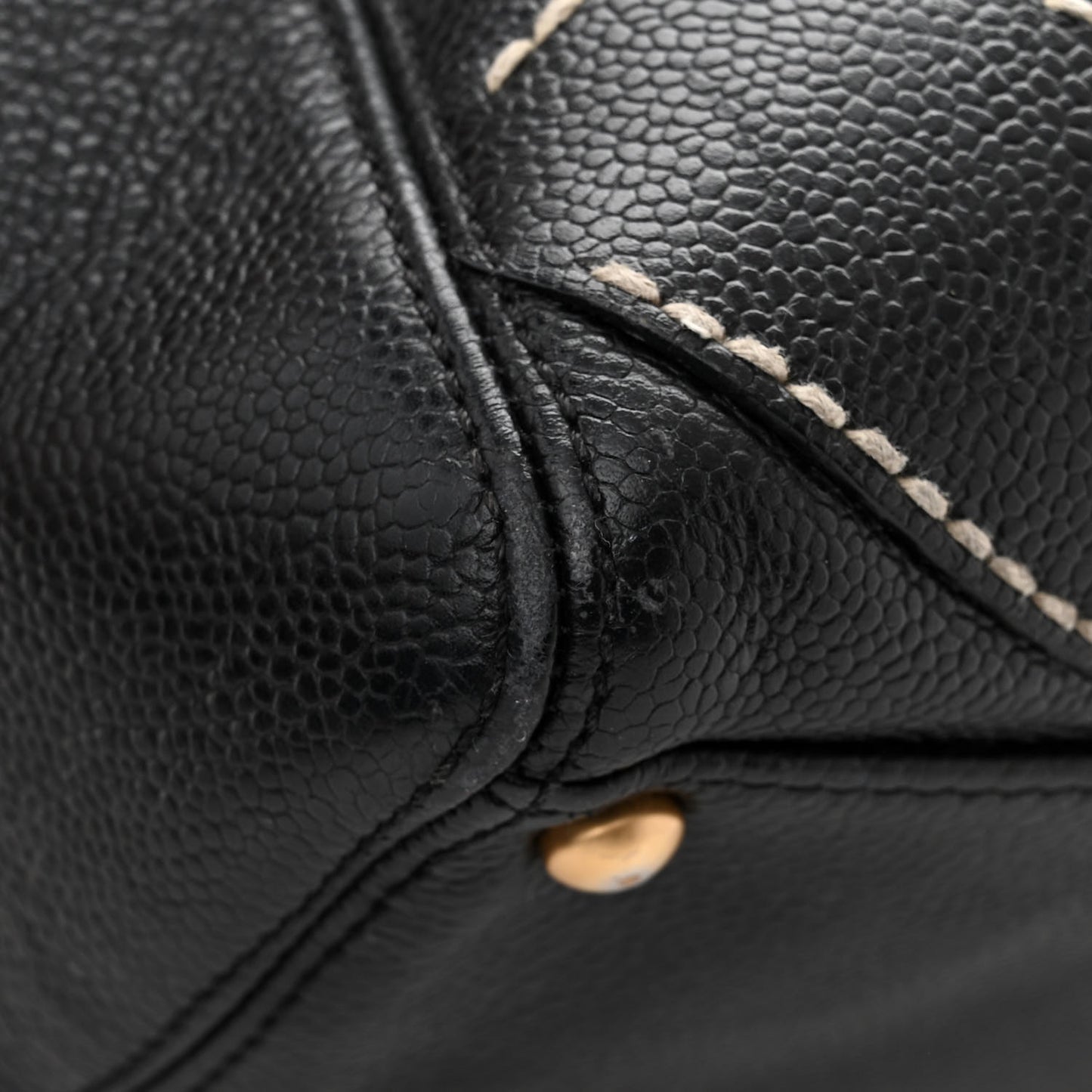 Caviar CC Stitched Medium Hobo Black