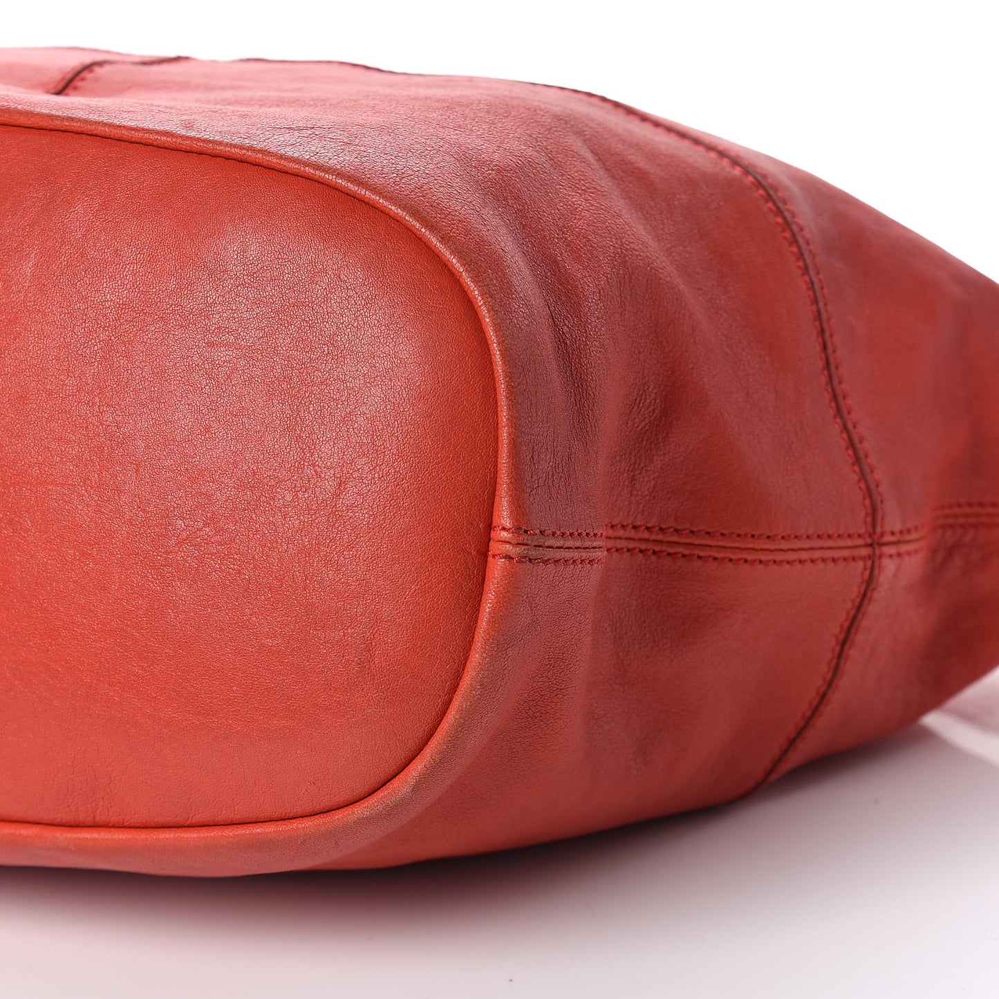 Lambskin Medium Nightingale Red