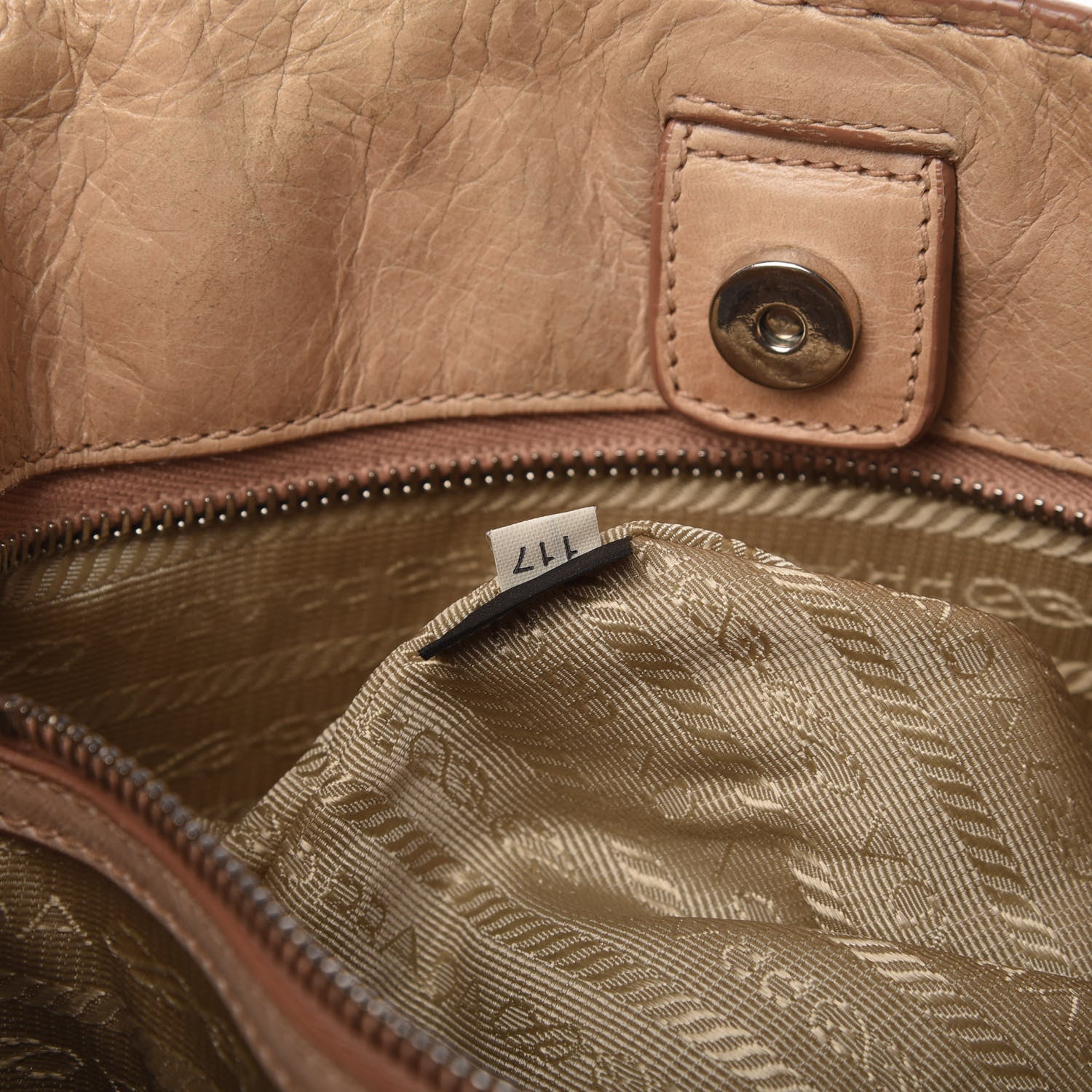 Prada Vitello Shine Tote Cammeo 9 of 16