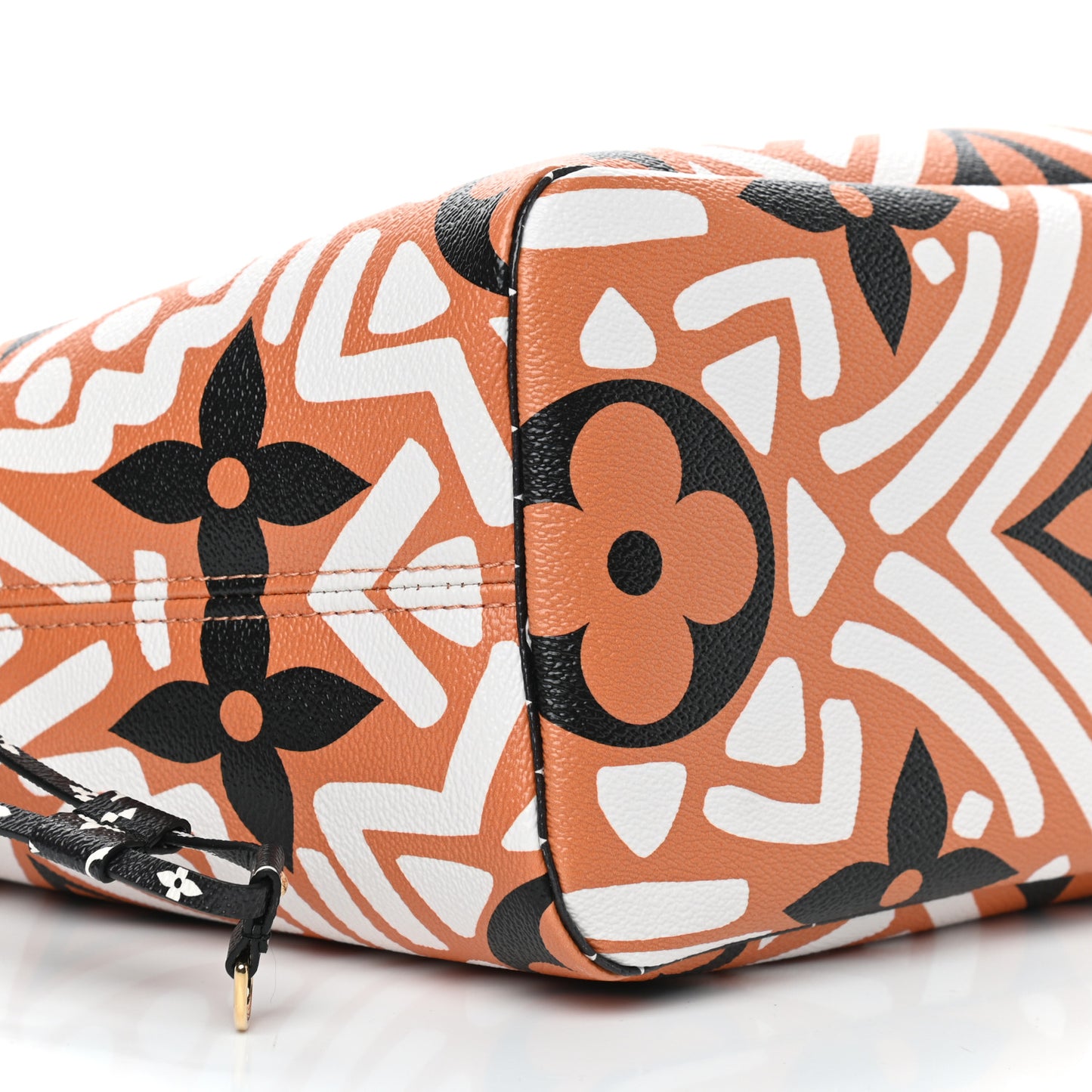 Monogram Giant Crafty Neverfull MM Creme Caramel