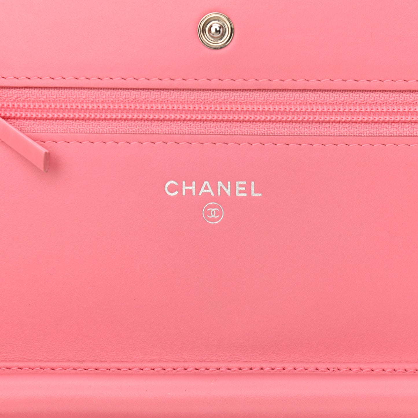 Patent Quilted Wallet On Chain WOC Coral