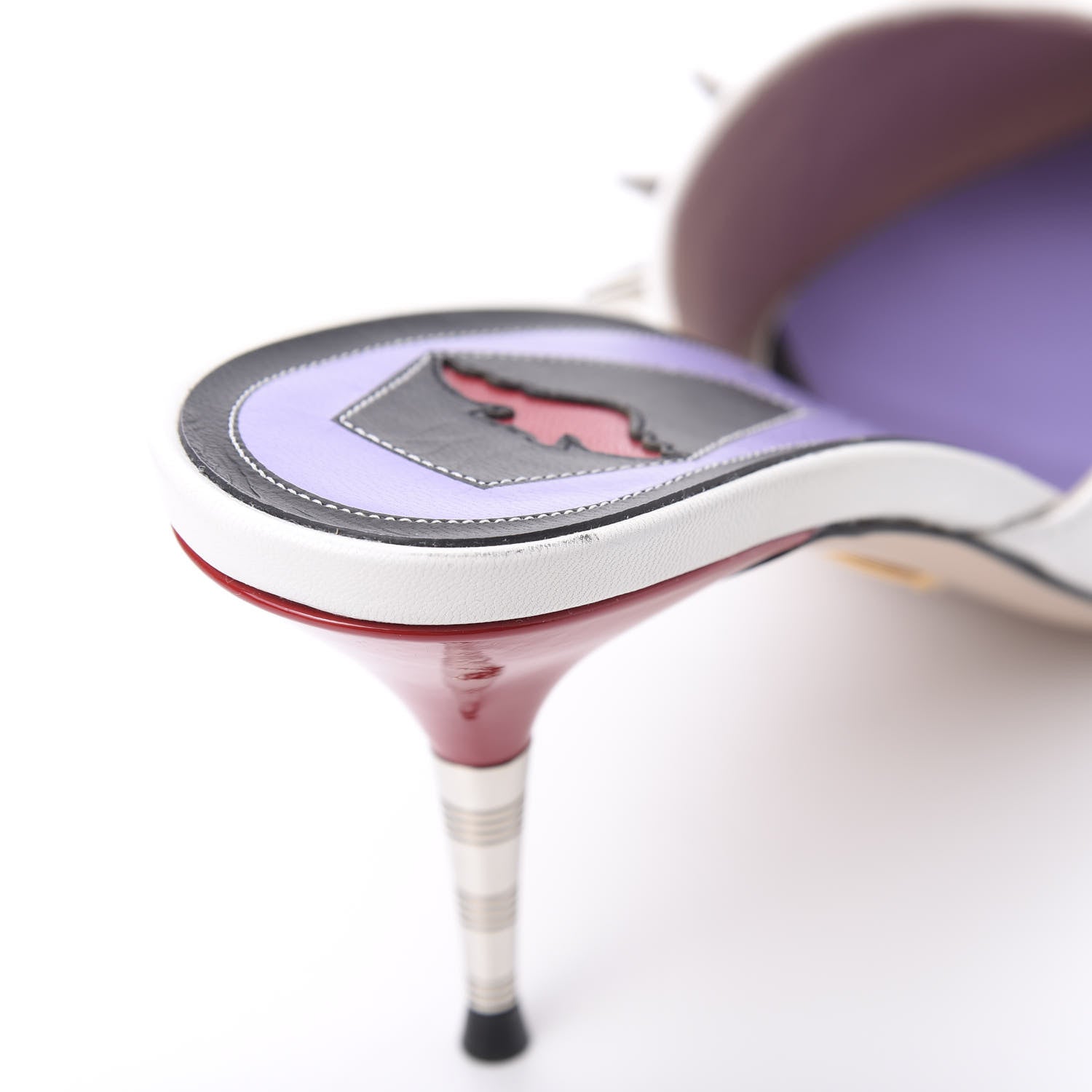 Gucci Patent GG Bow Sadie Spike Mid Heel Mules 39.5 White 8 of 9