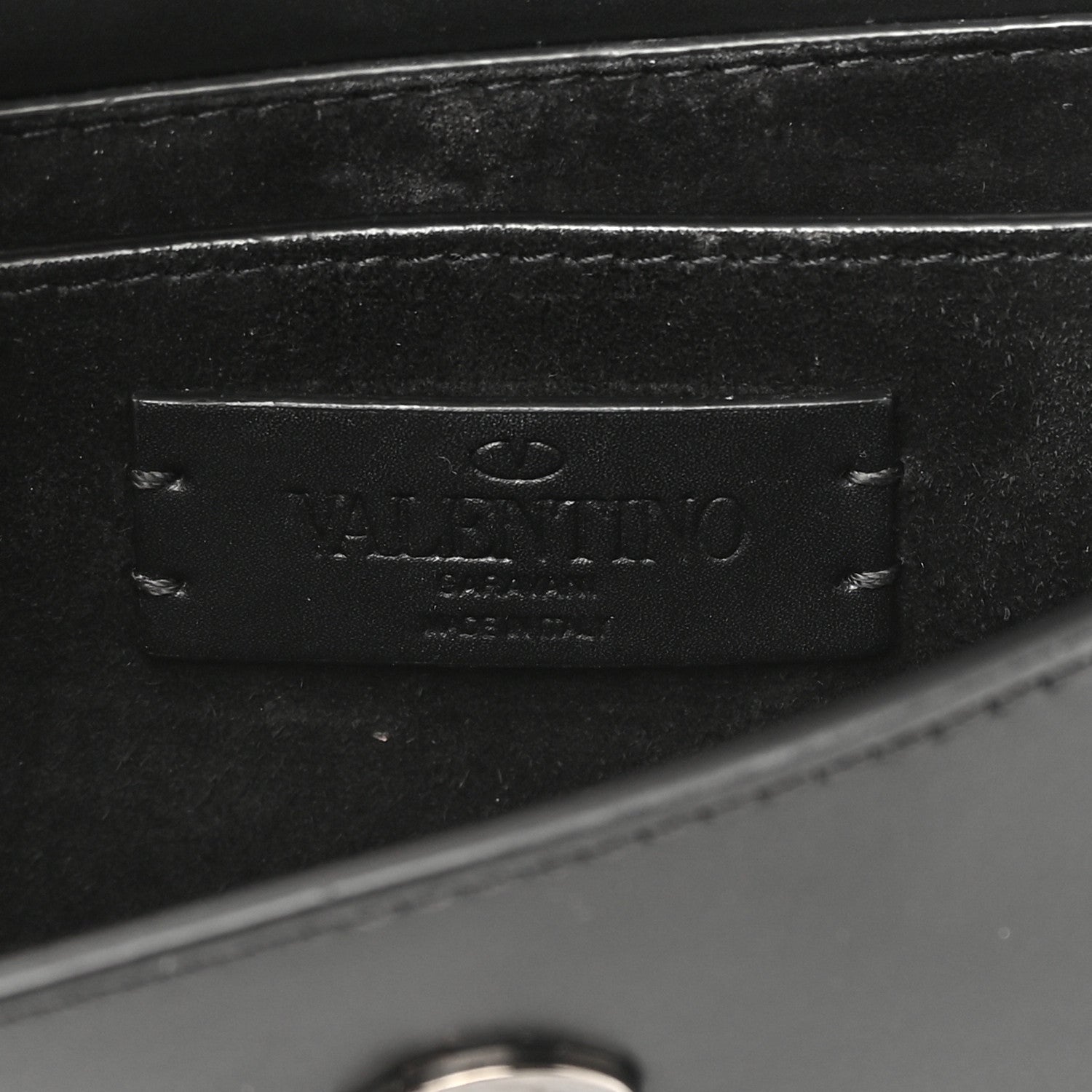 Valentino Garavani Calfskin Supervee Belt Bag Black 6 of 13