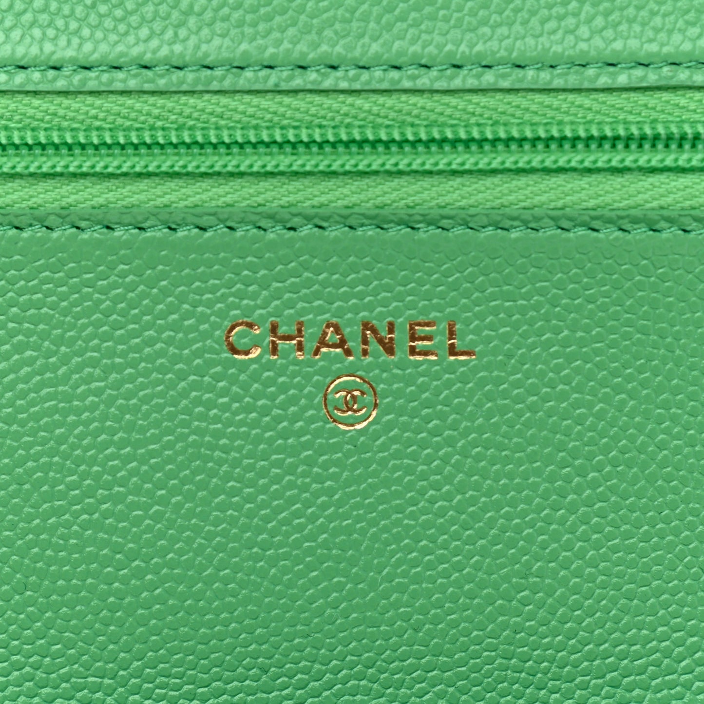 Caviar Quilted Wallet On Chain WOC Light Green