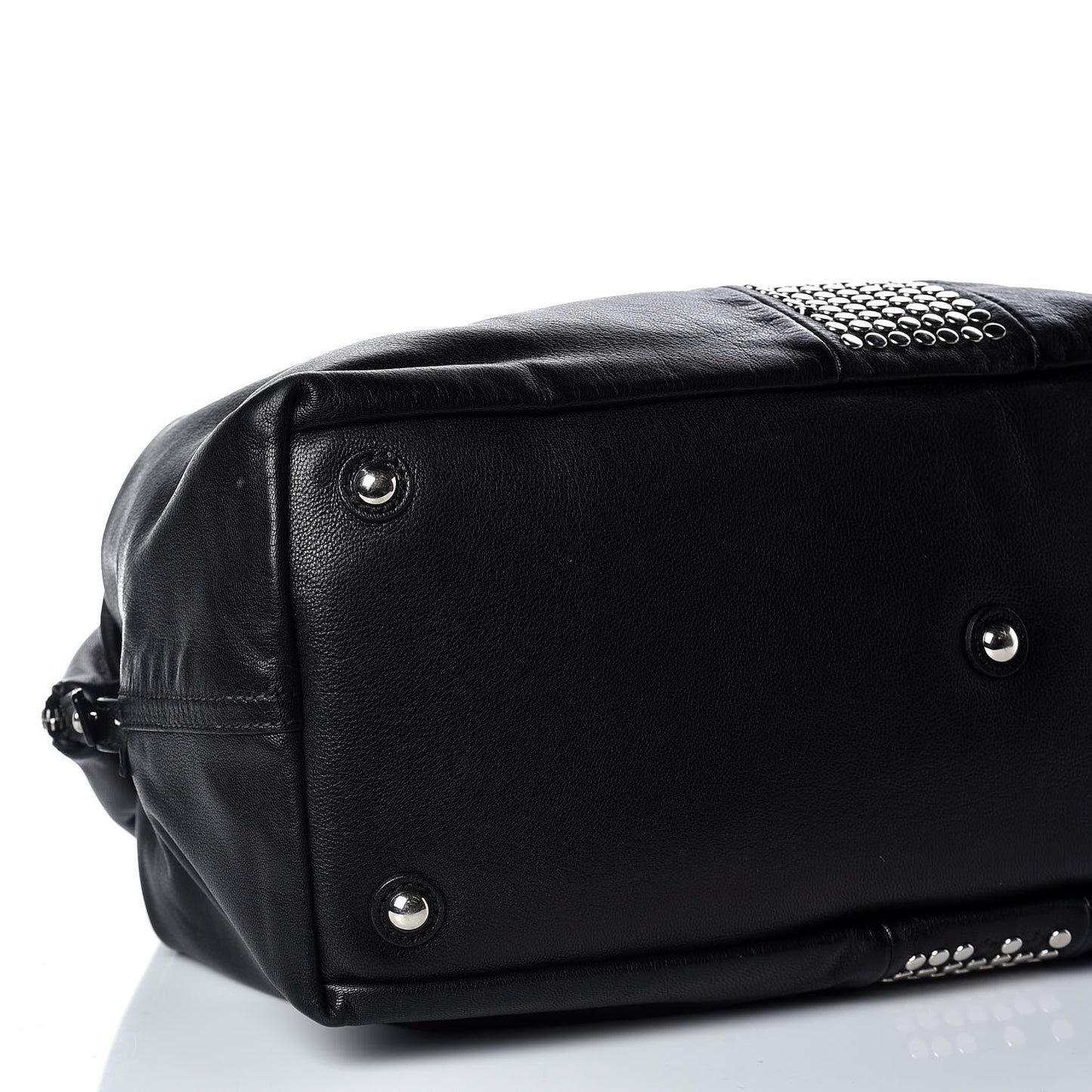 Chevre Large Rock Stud Easy Y Black