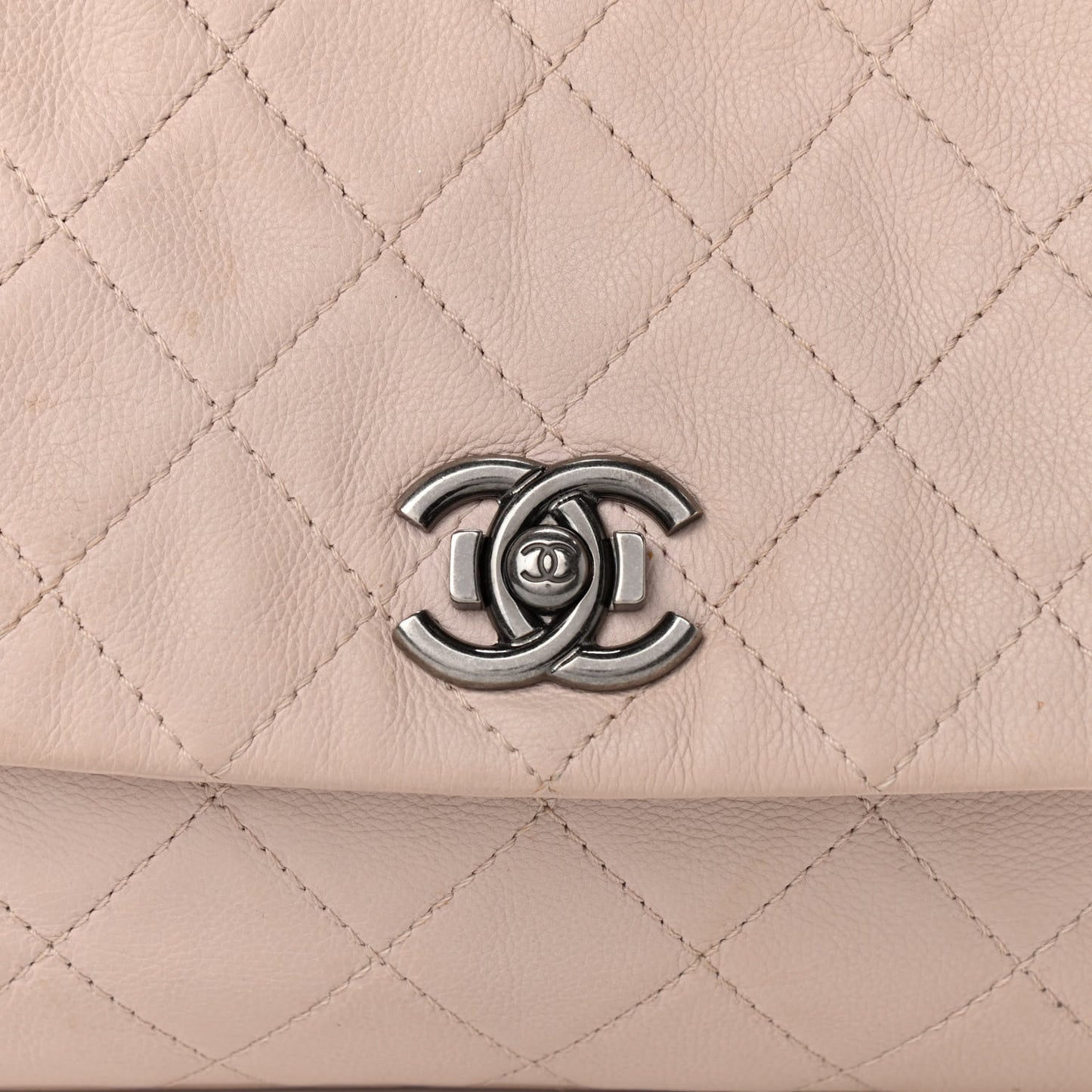 Calfskin Quilted Couture Messenger Light Pink