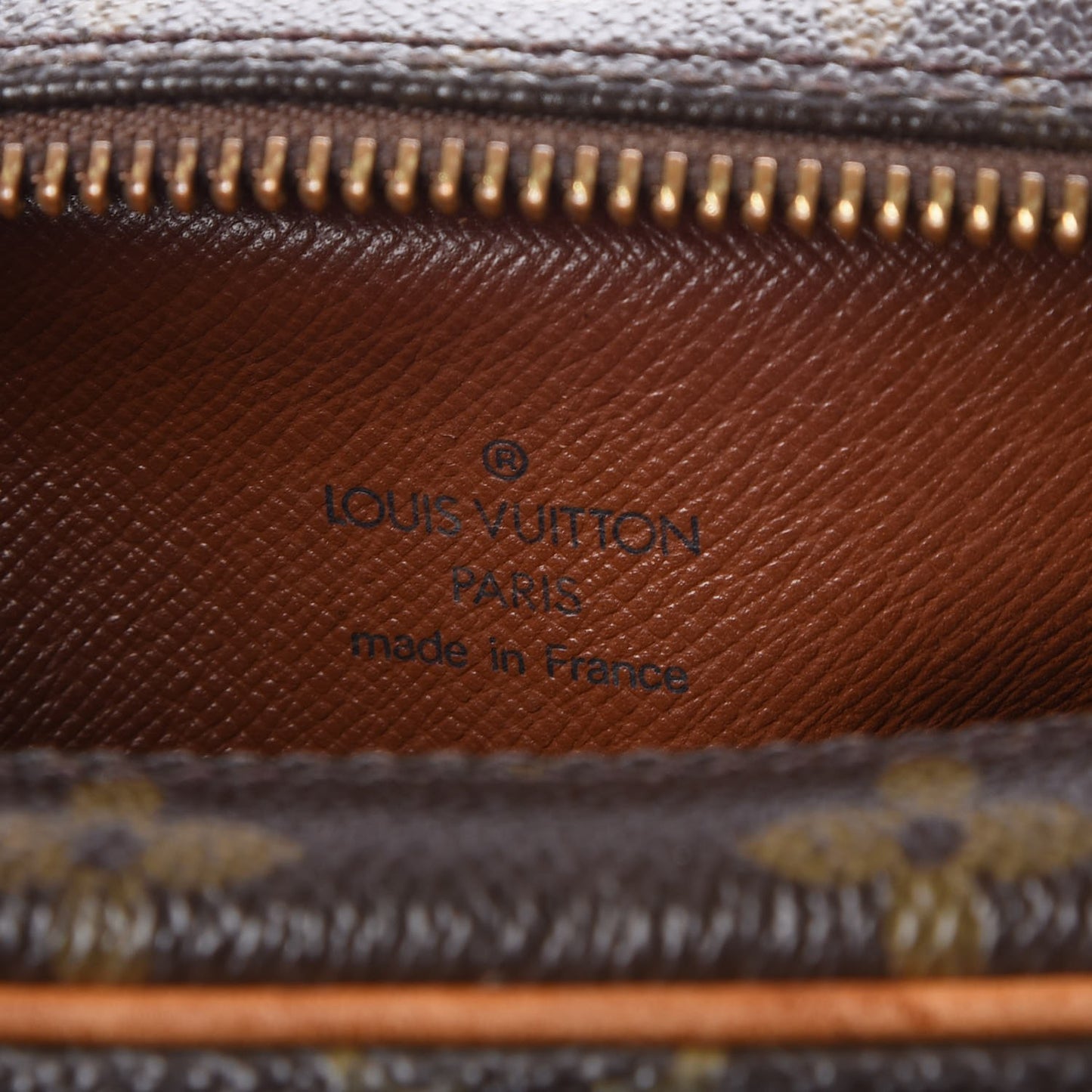 Monogram Amazone