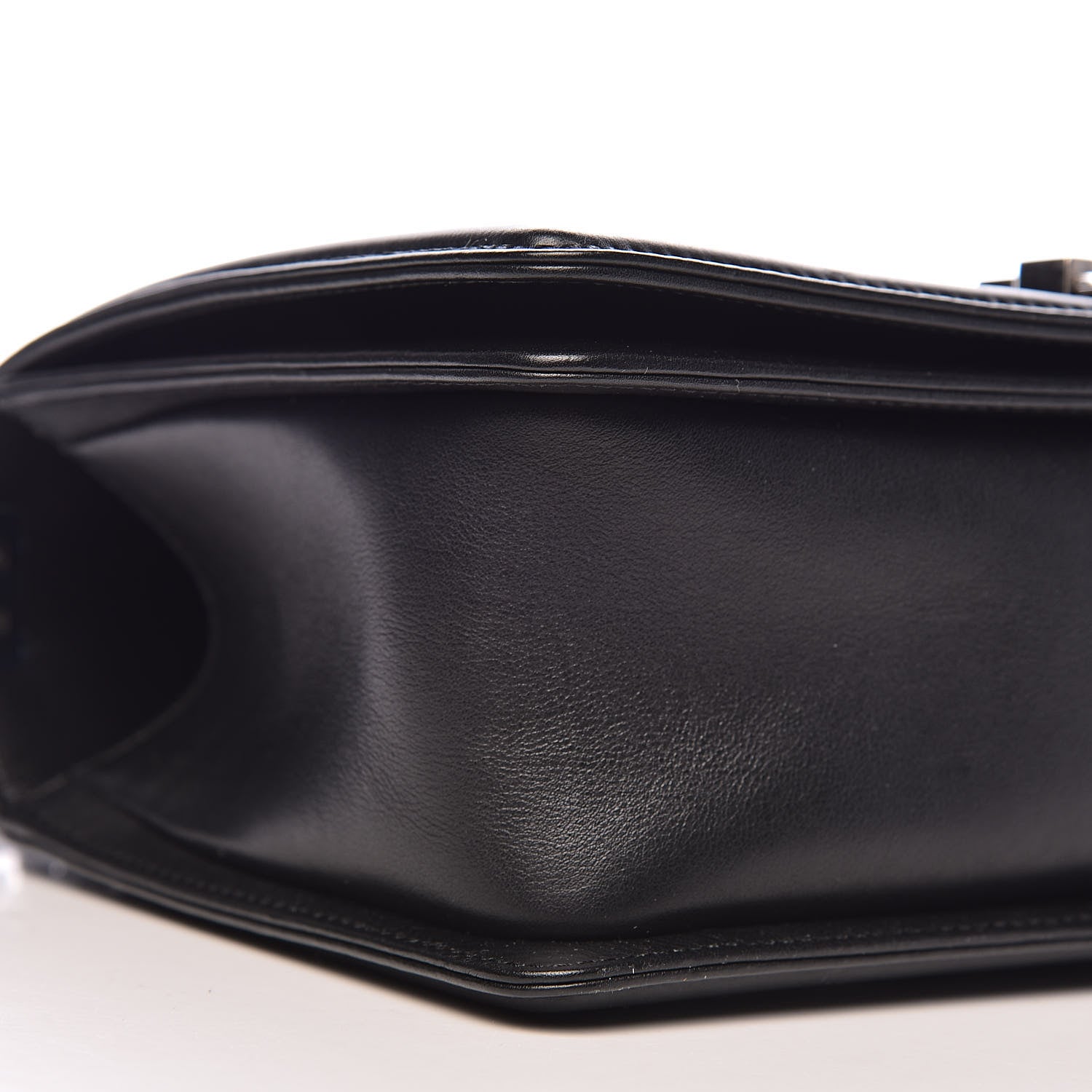 Chanel Calfskin Chevron Medium Boy Flap Black 8 of 11