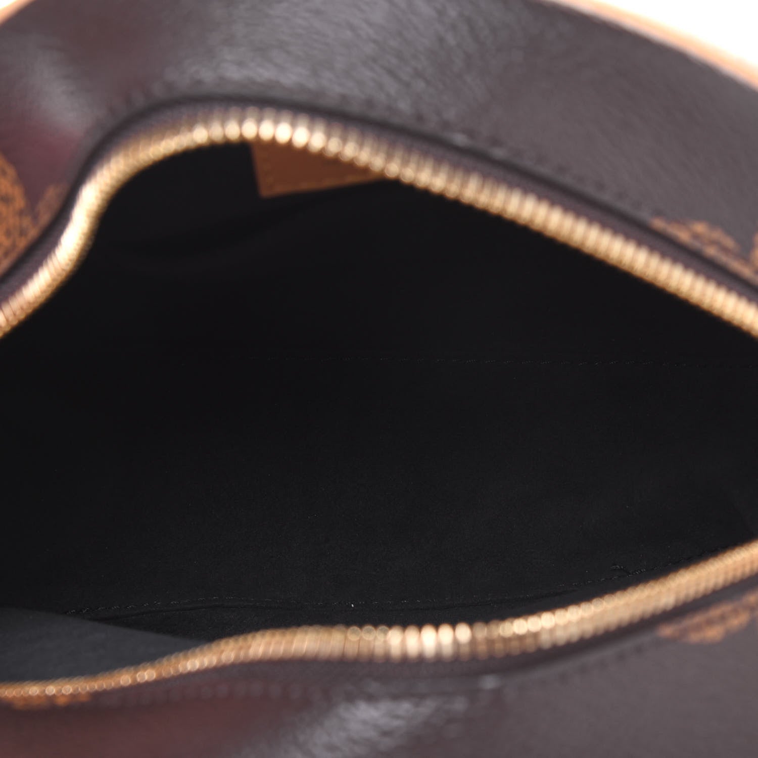 Louis Vuitton Reverse Monogram Giant Boite Chapeau Souple 5 of 11