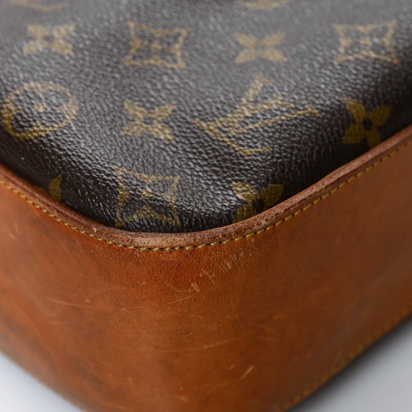 Monogram Bagatelle