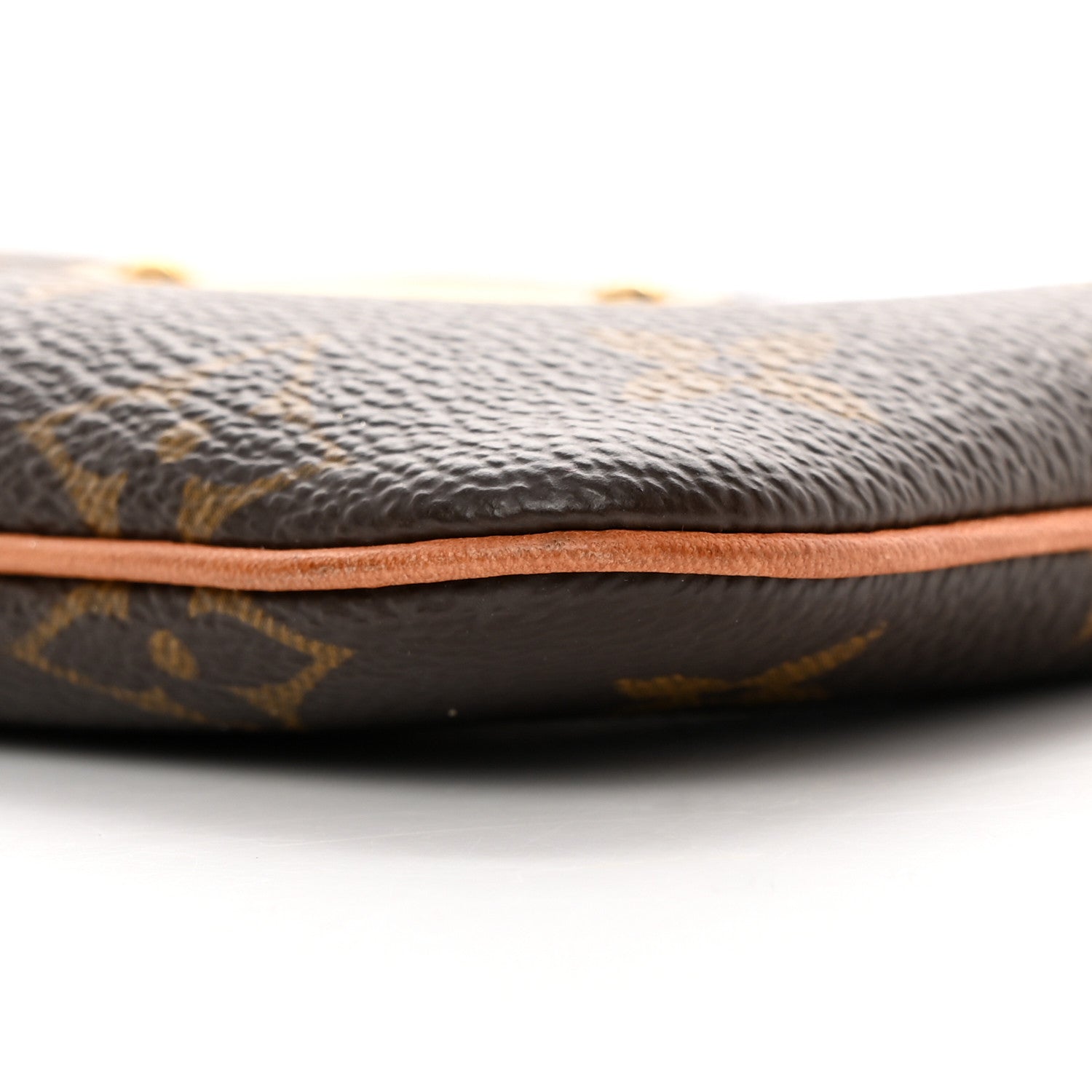 Louis Vuitton Monogram Pochette Milla PM 7 of 13