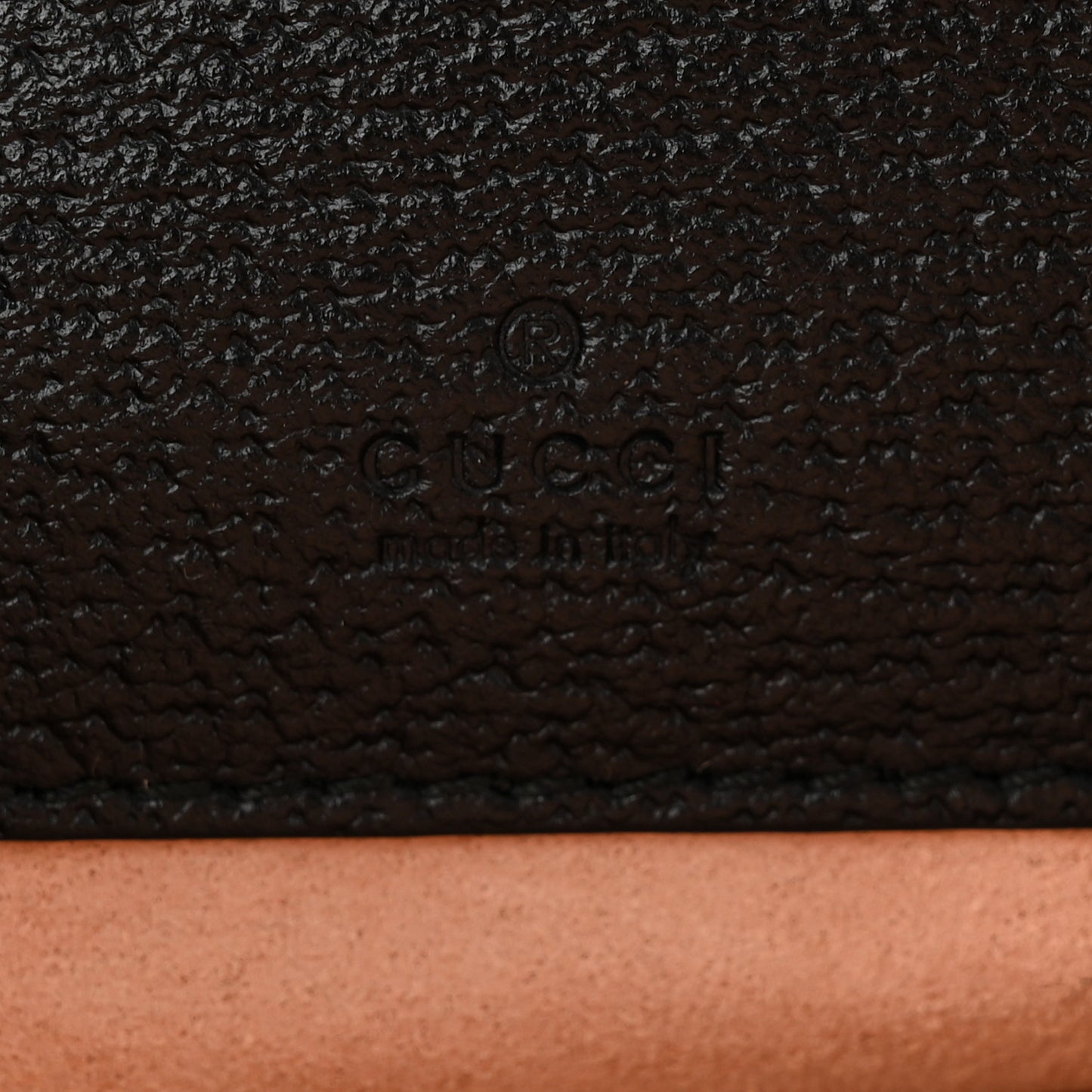 Textured Calfskin Web Ophidia Round Wrist Wallet Black