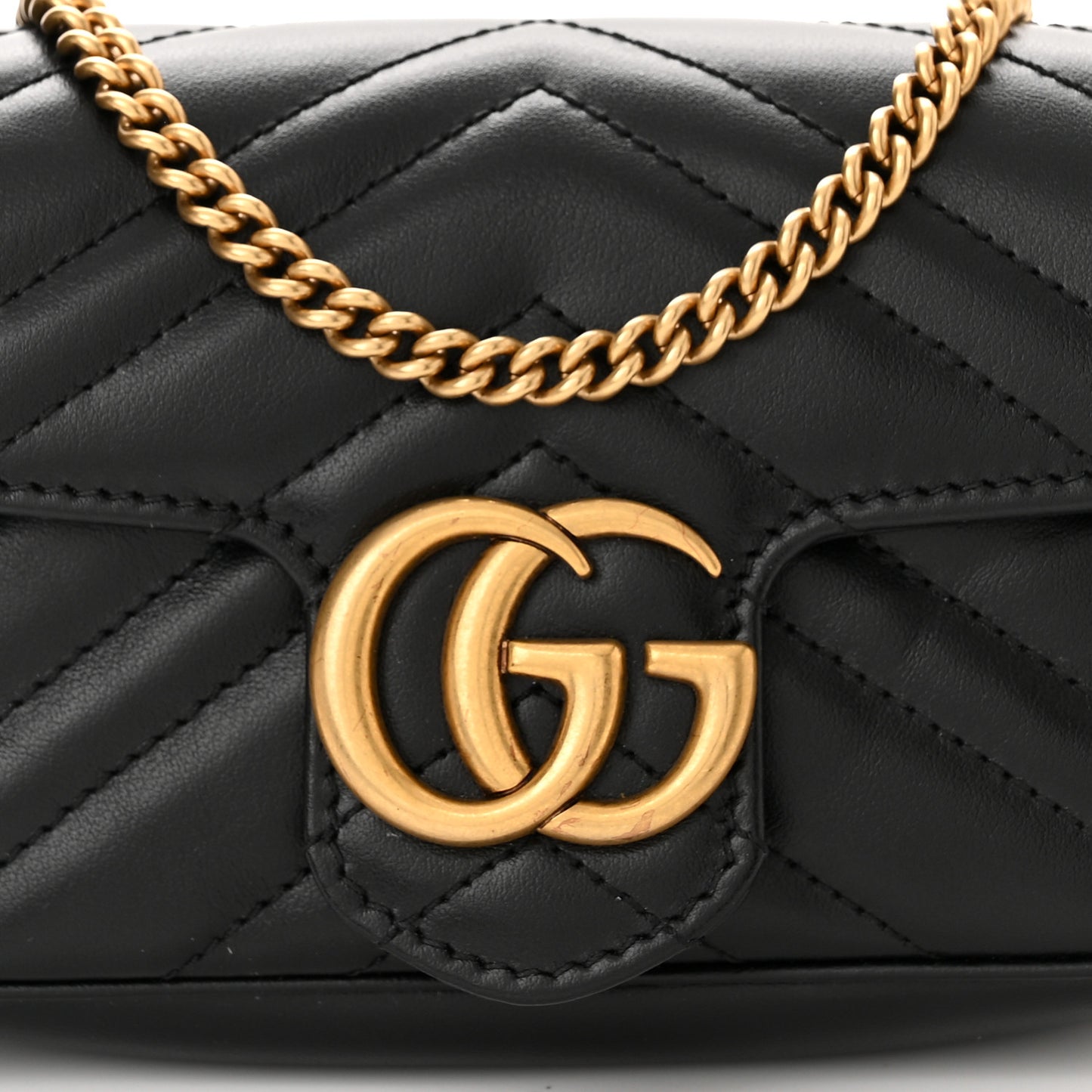 Calfskin Matelasse Super Mini GG Marmont Shoulder Bag Black