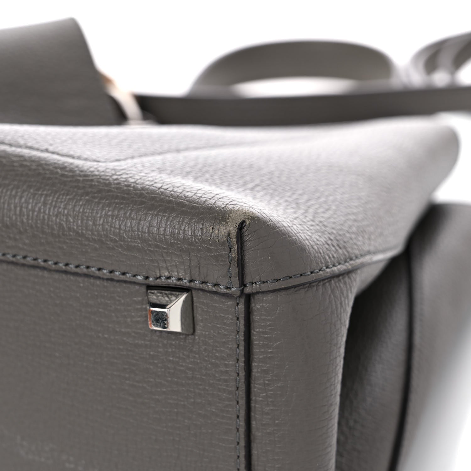 MCM Grained Calfskin Sarah Medium Visetos Hobo Grey 8 of 18