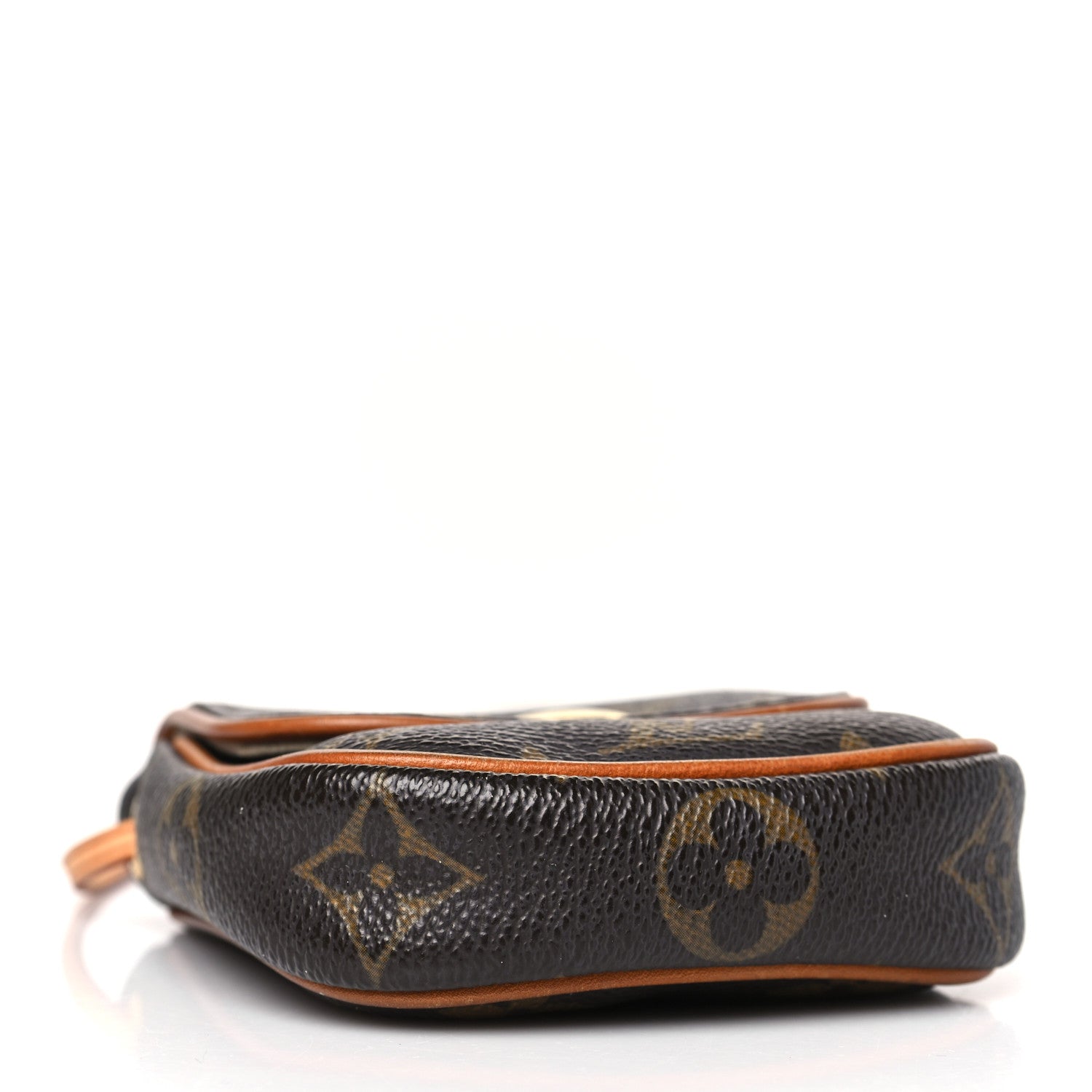 Louis Vuitton Monogram Pochette Cancun 4 of 8