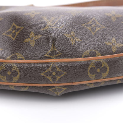 Louis Vuitton Monogram Croissant PM 8 of 14
