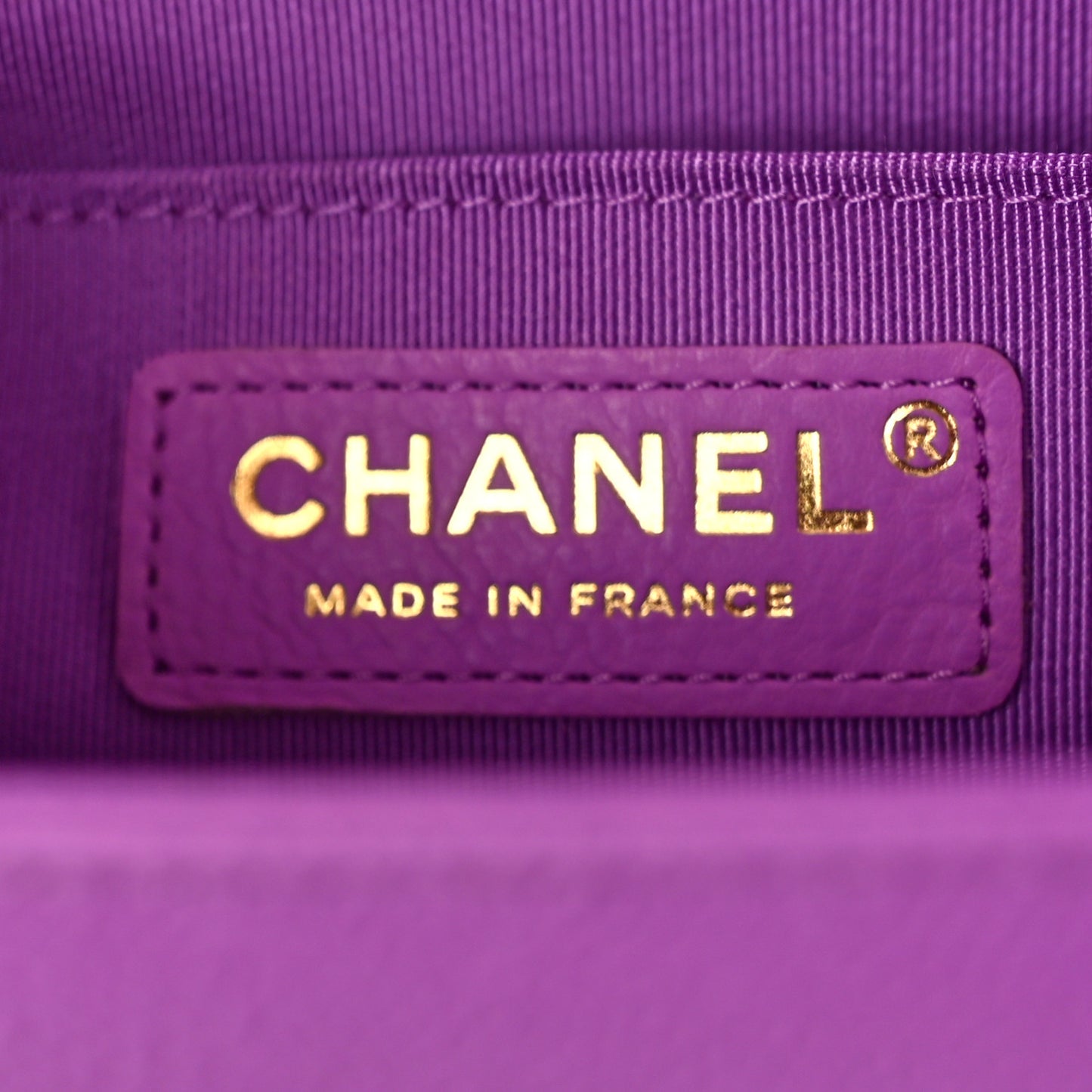 Caviar Quilted Medium Boy Flap Purple