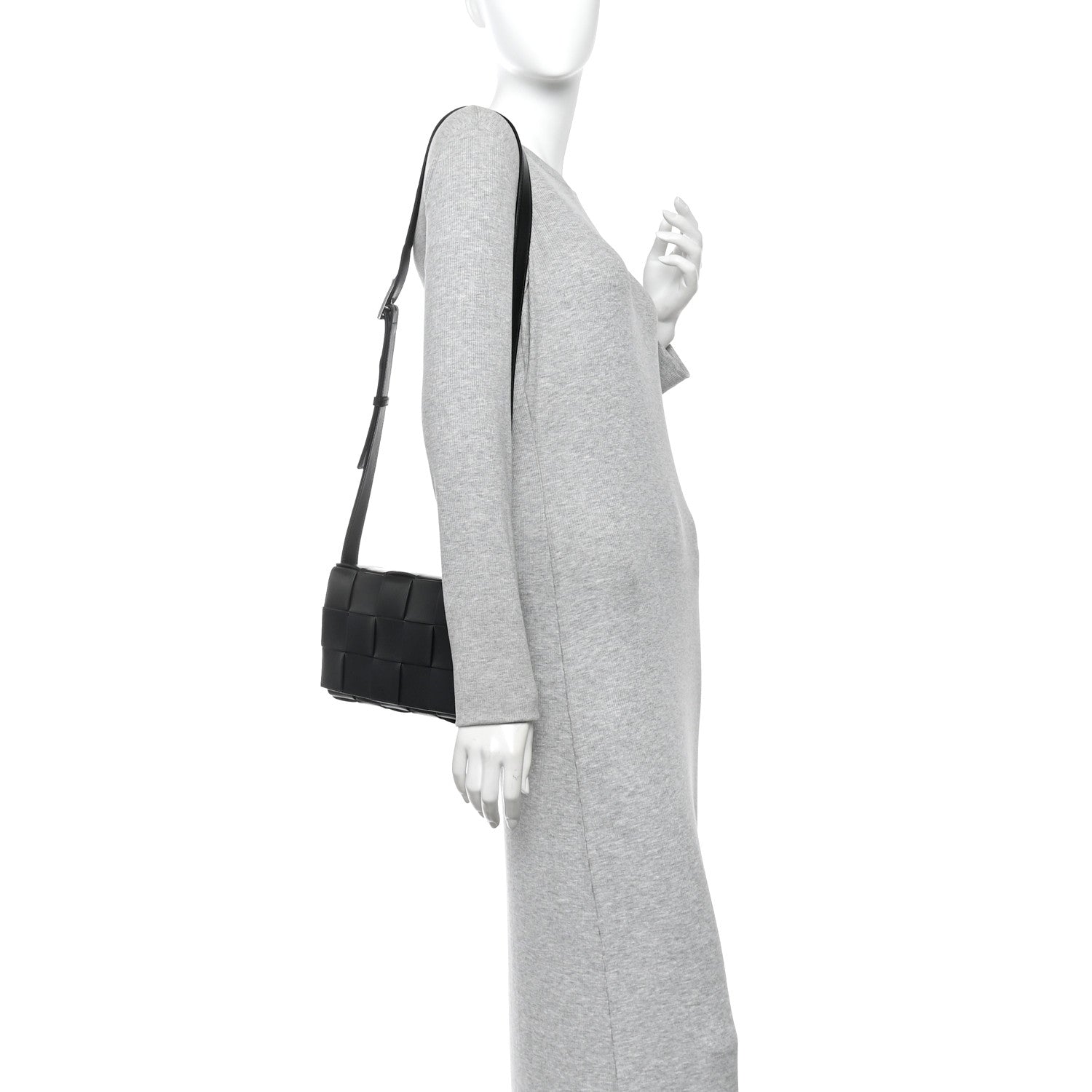 Bottega Veneta Nappa Maxi Intreccio Cassette Bag Black 2 of 12