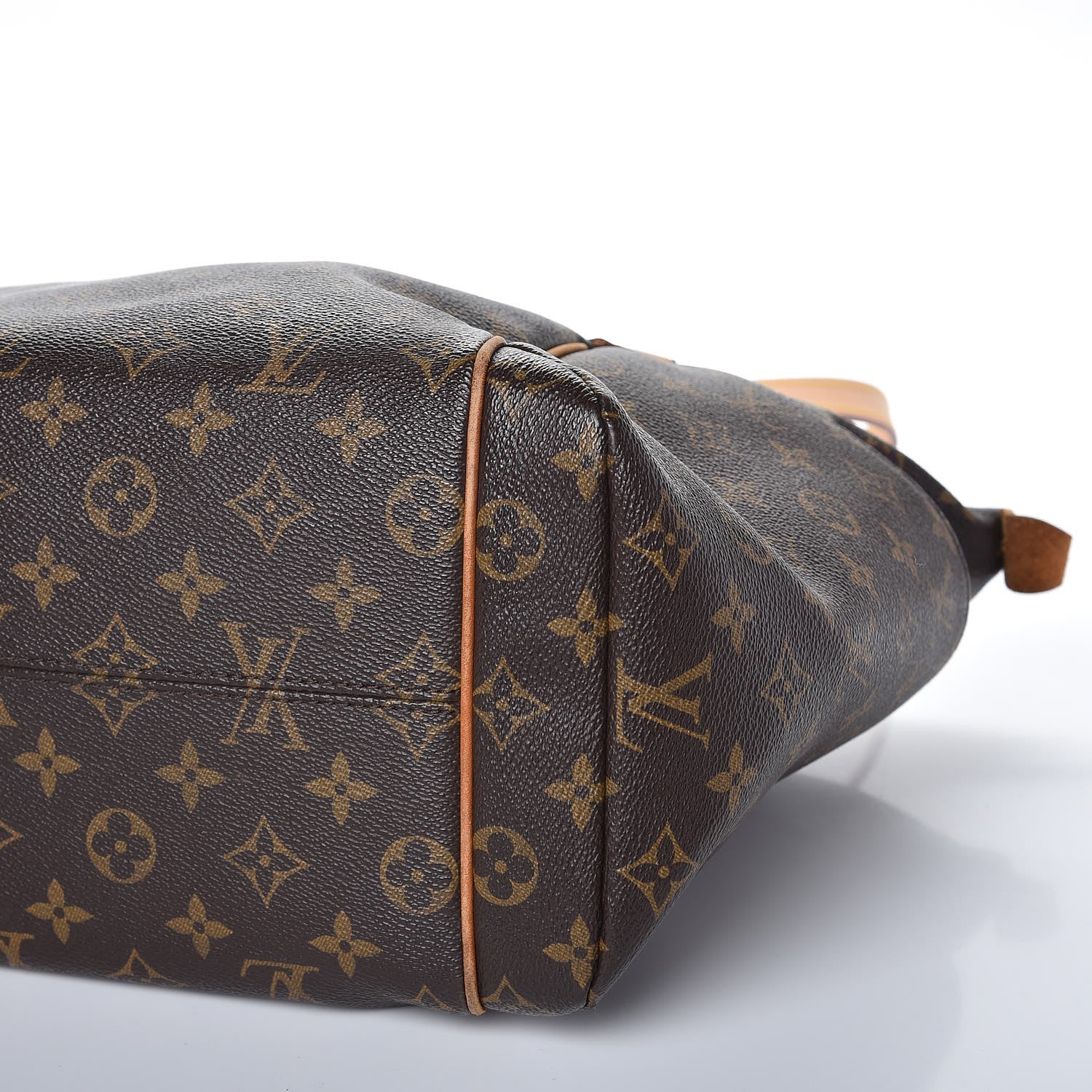 Louis Vuitton Monogram Totally MM 9 of 16